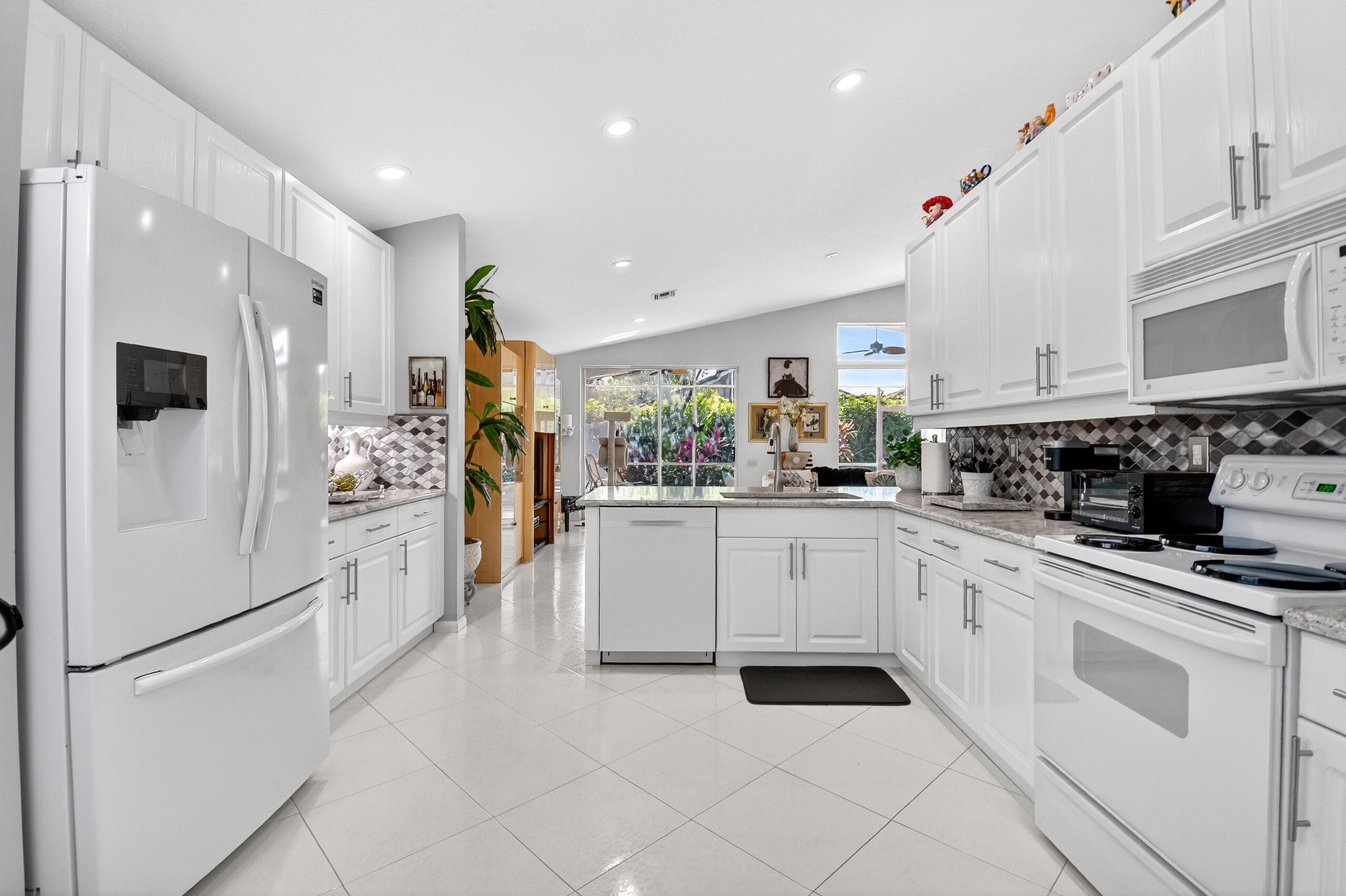 5050 Polly Park Lane, Boynton Beach, FL 33437 — photo 24 of 88