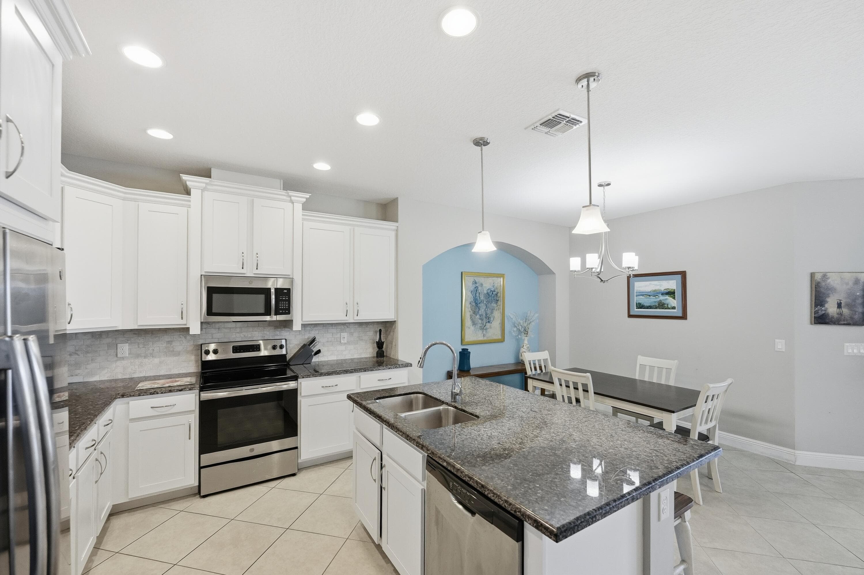 11554 SW Lake Park Drive, Port St. Lucie, FL 34987 — photo 13 of 60