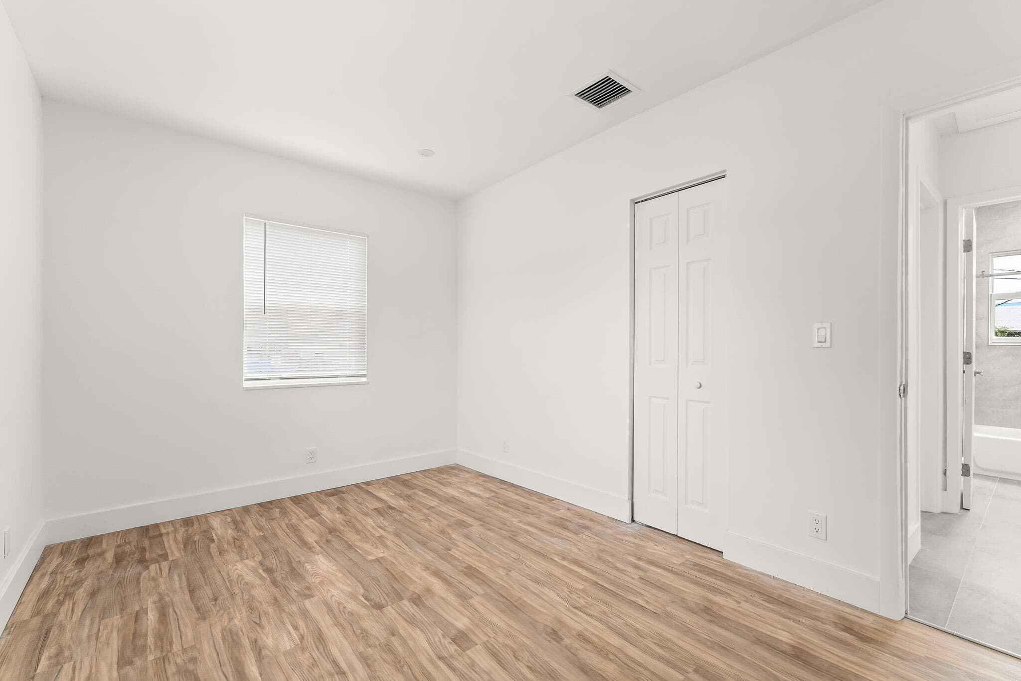 1311 Avenue H, Riviera Beach, FL 33404 — photo 17 of 32