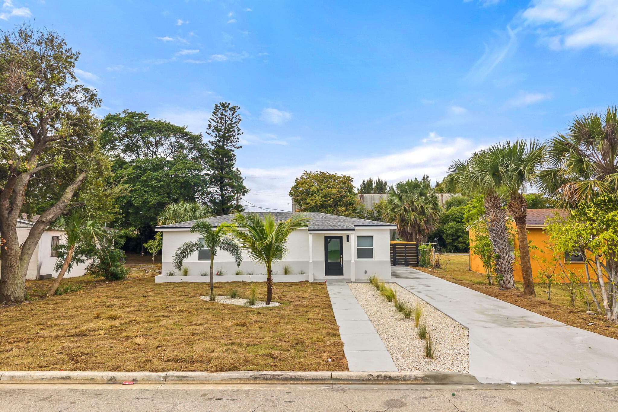 1311 Avenue H, Riviera Beach, FL 33404 — photo 3 of 32