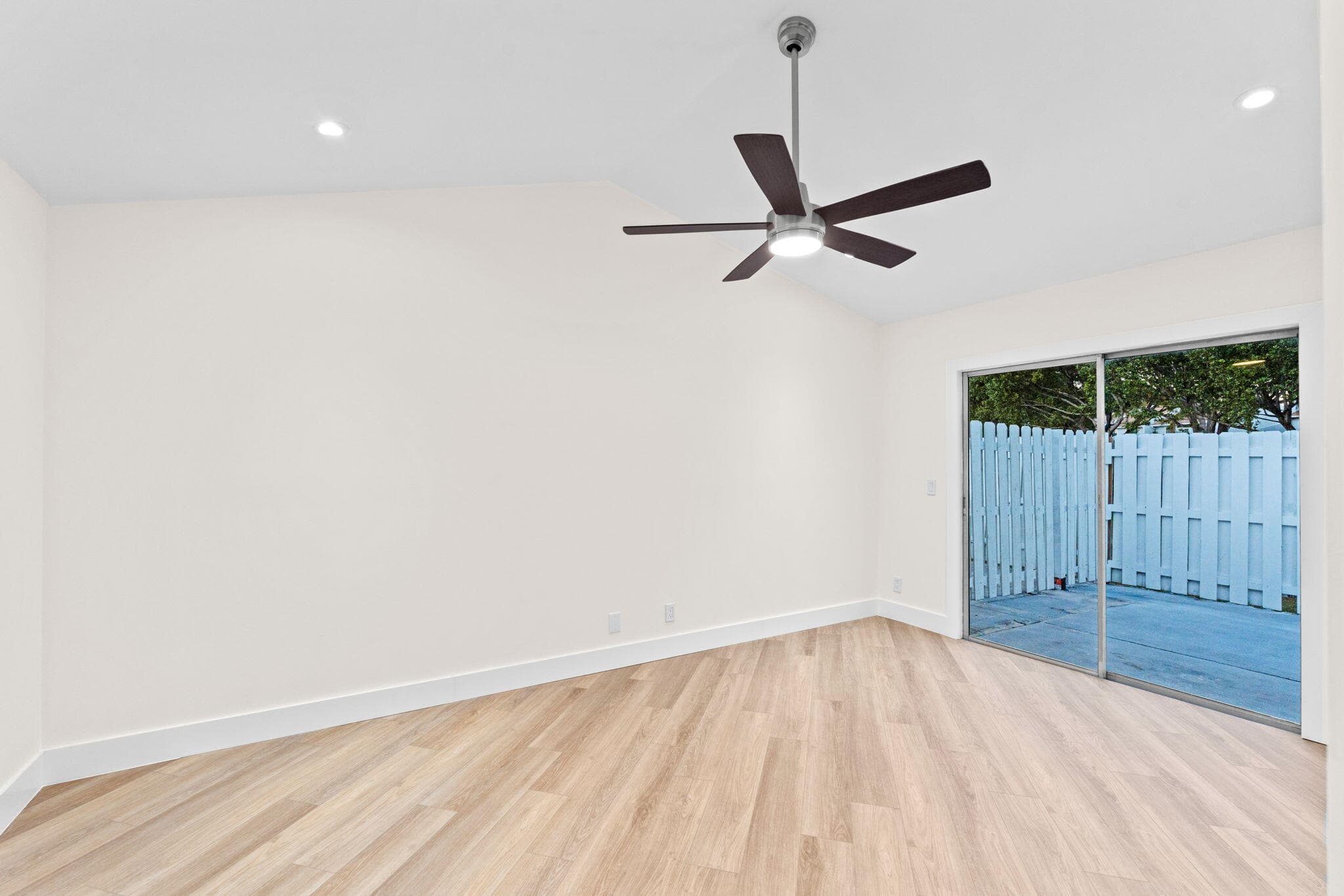 1658 Royal Forest Court Court, West Palm Beach, FL 33406 — photo 20 of 38