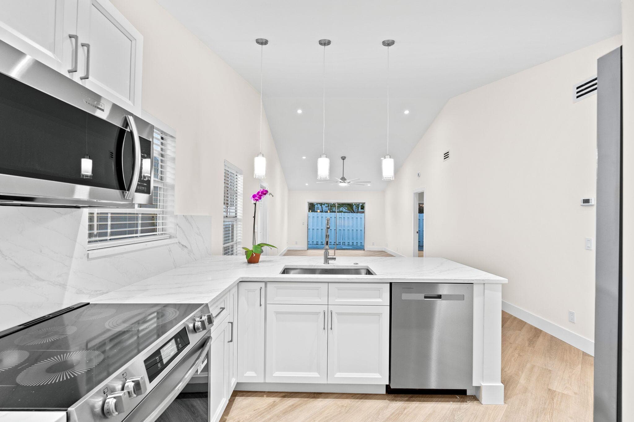1658 Royal Forest Court Court, West Palm Beach, FL 33406 — photo 12 of 38
