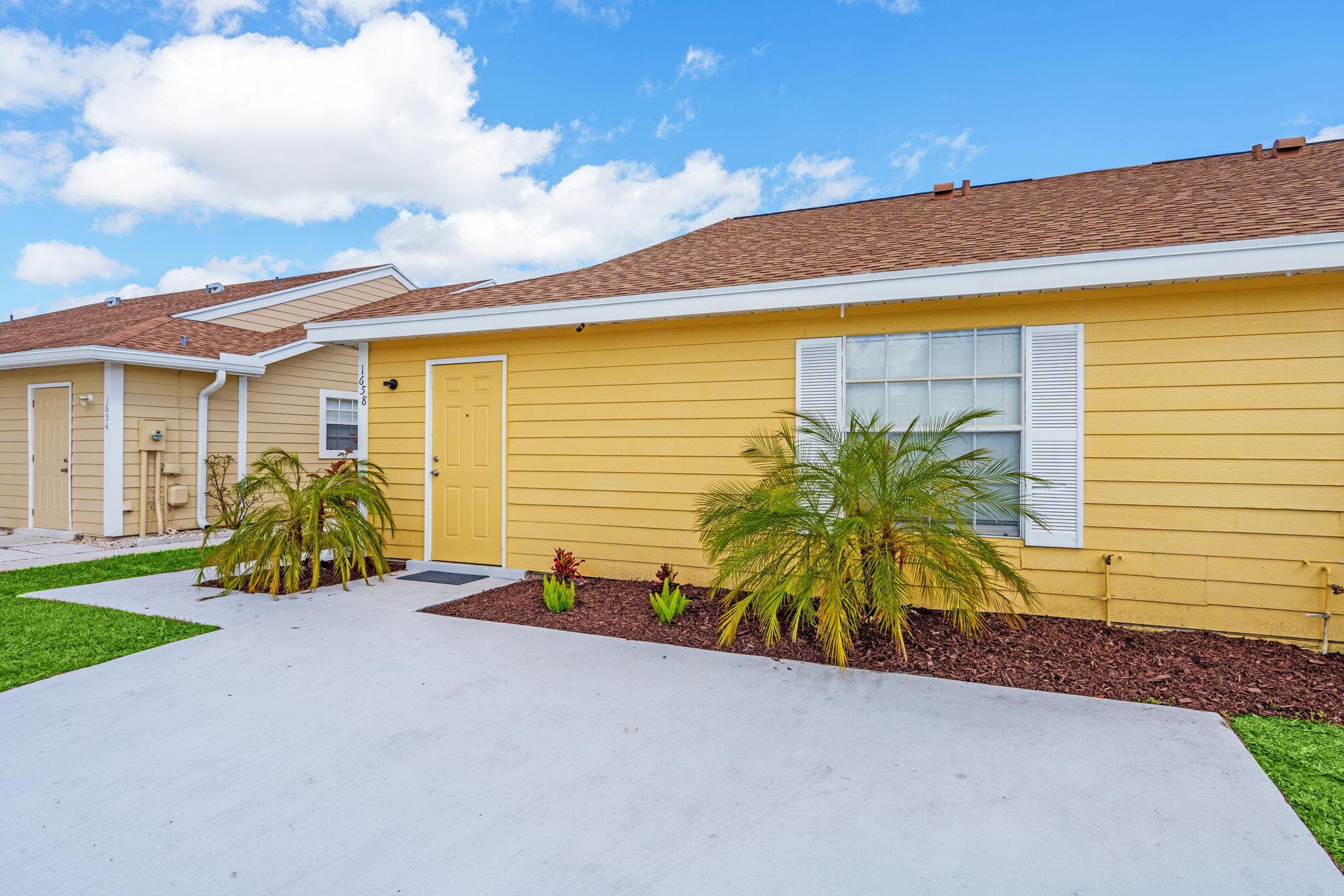 1658 Royal Forest Court Court, West Palm Beach, FL 33406 — photo 6 of 38