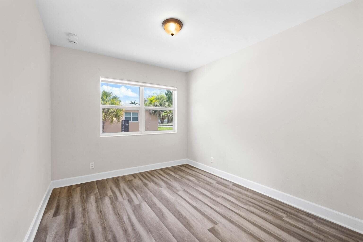 403 50th Street, West Palm Beach, FL 33407 — photo 2 of 15