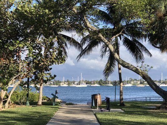 403 50th Street, West Palm Beach, FL 33407 — photo 12 of 15