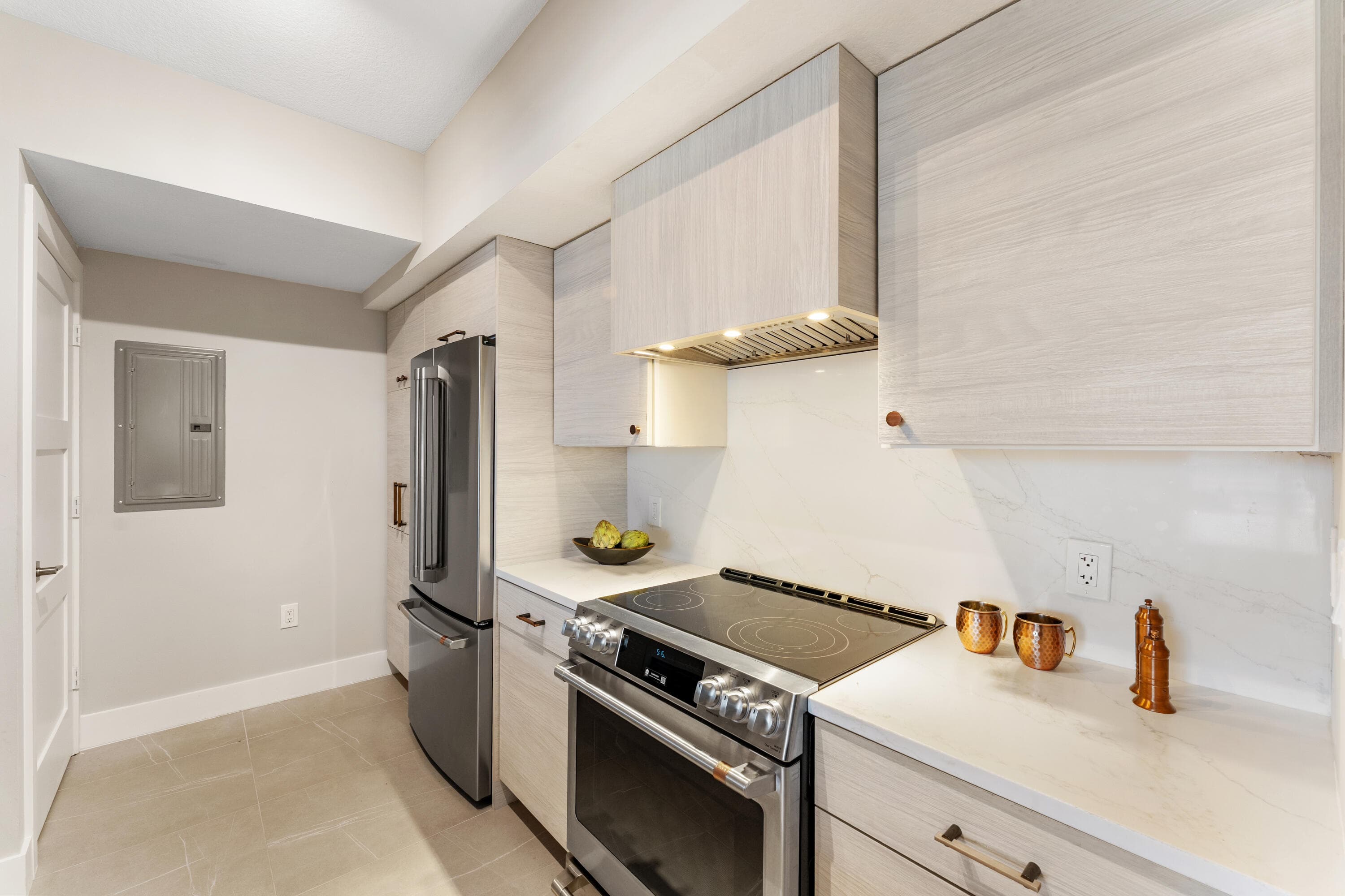 1551 N Flagler Drive 1114, West Palm Beach, FL 33401 — photo 16 of 61
