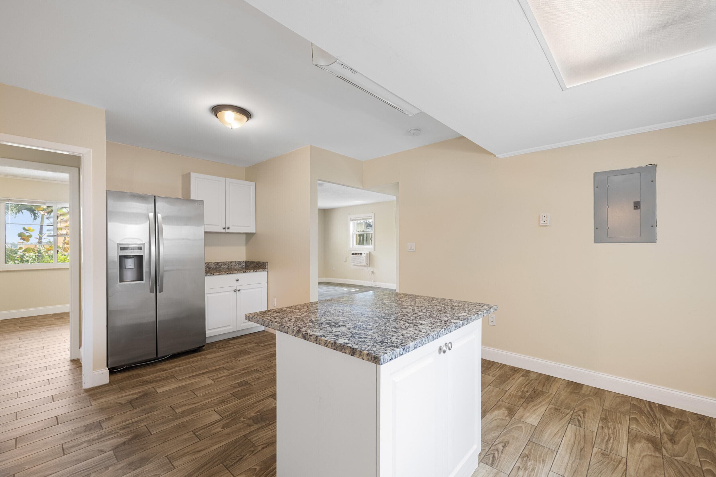 5409 N Flagler Drive, West Palm Beach, FL 33407 — photo 9 of 35