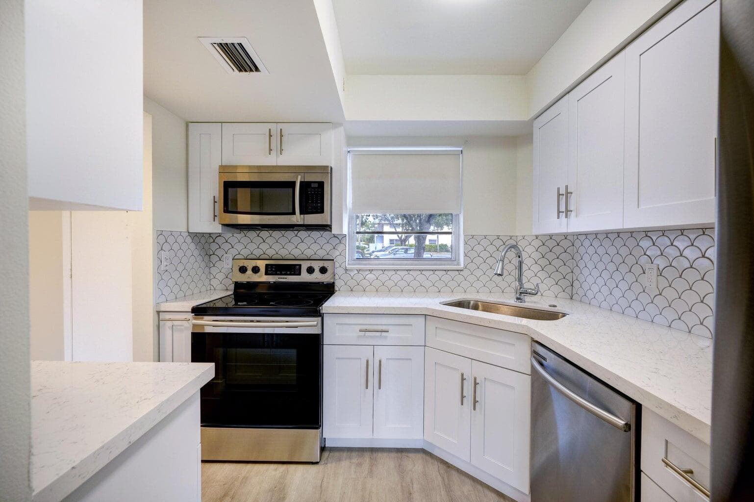 18081 SE Country Club Drive 265, Tequesta, FL 33469 — photo 2 of 20
