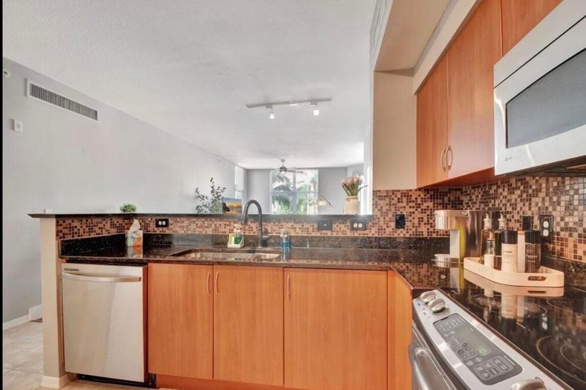 804 E Windward Way 316, Lantana, FL 33462 — photo 46 of 56