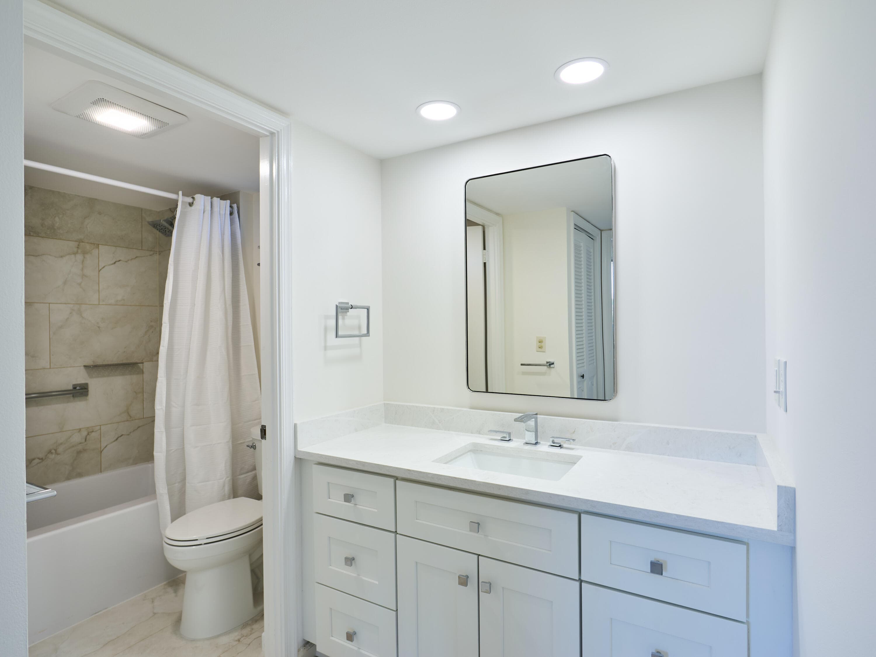 5250 Woodland Lakes Drive 130, Palm Beach Gardens, FL 33418 — photo 19 of 34