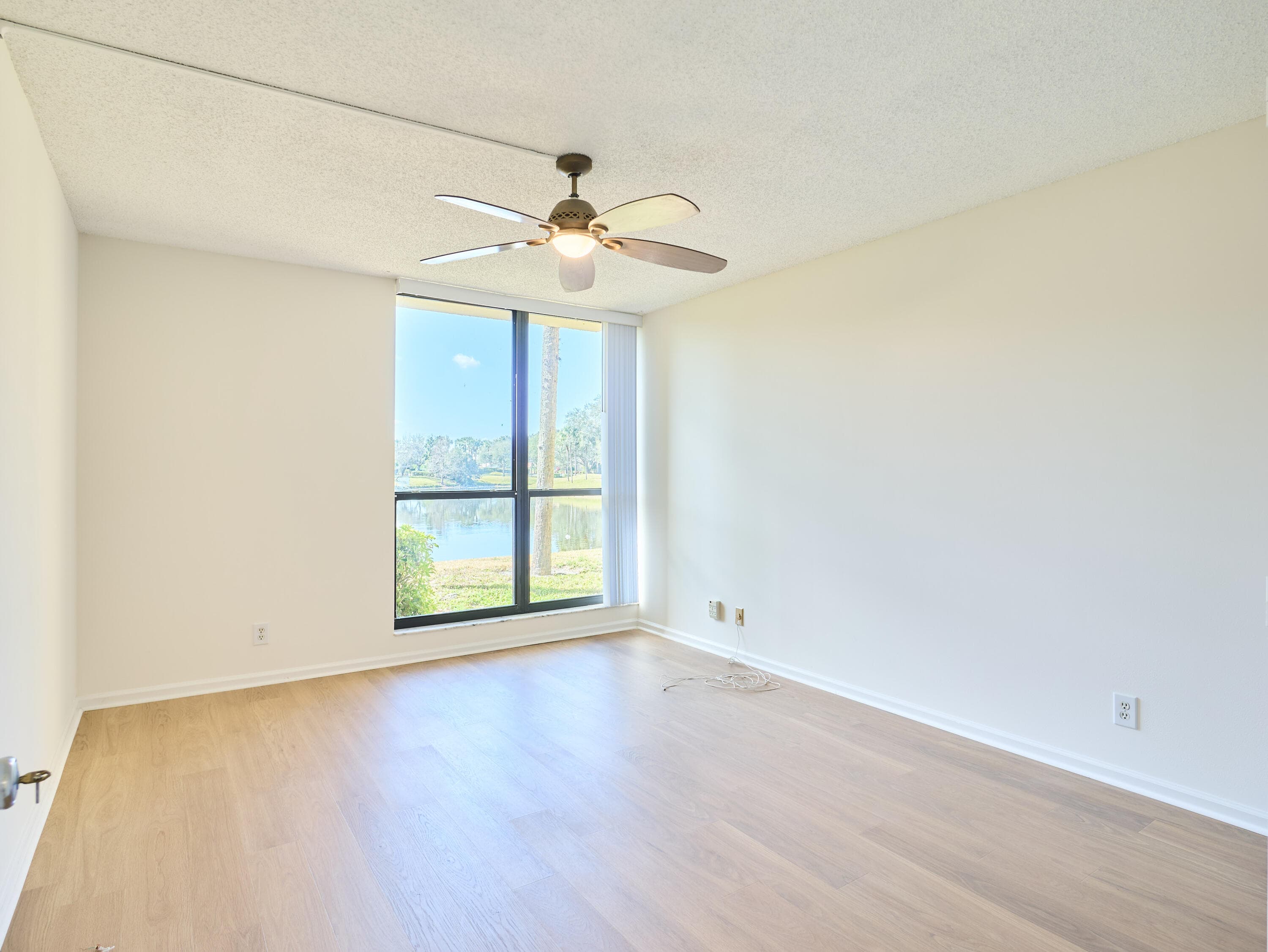 5250 Woodland Lakes Drive 130, Palm Beach Gardens, FL 33418 — photo 16 of 34