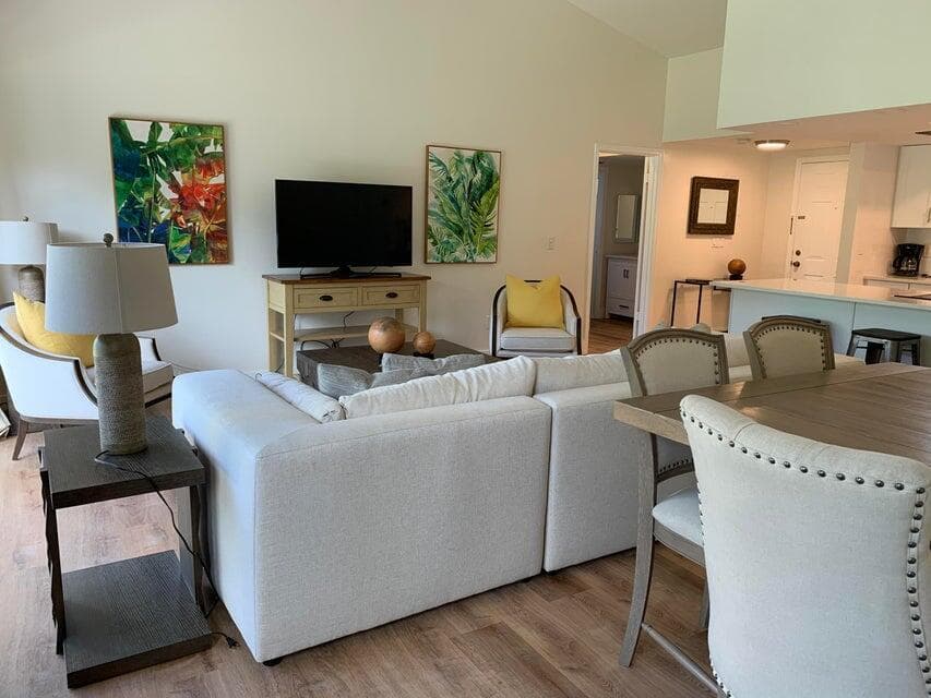 11863 Wimbledon Circle 508, Wellington, FL 33414 — photo 8 of 21