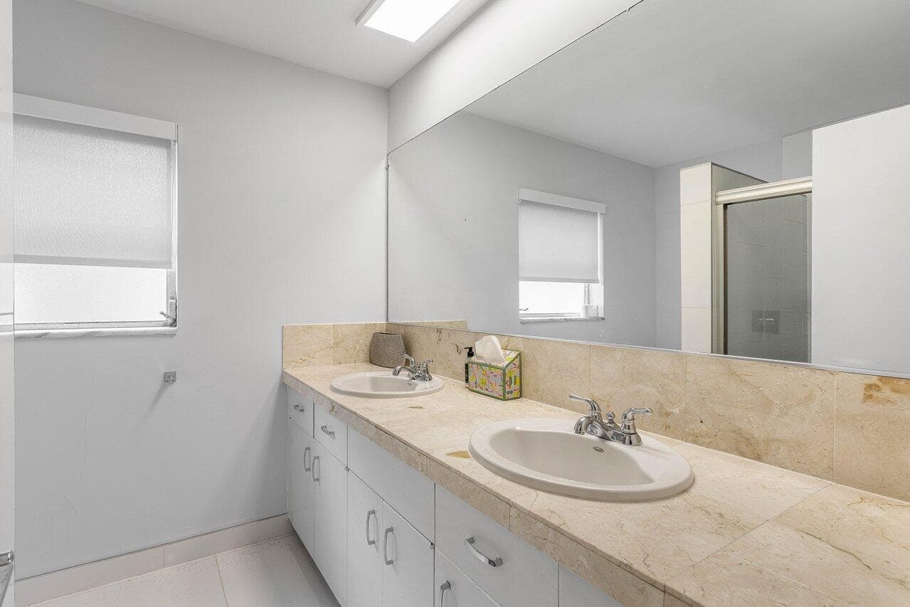900 Marble Way, Boca Raton, FL 33432 — photo 32 of 51