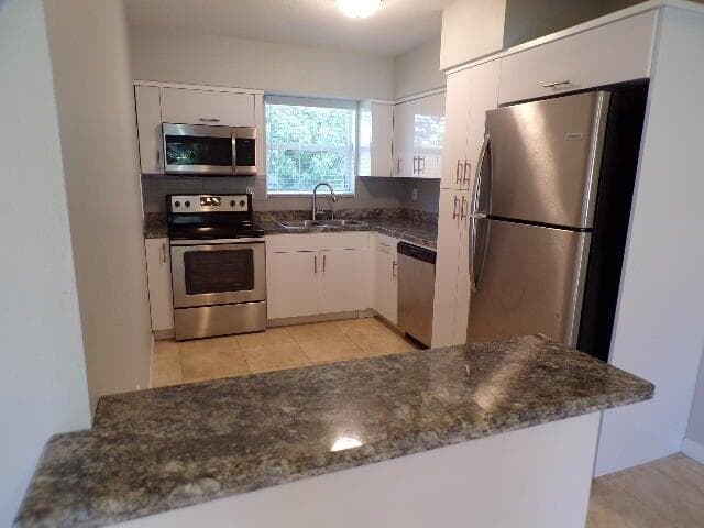 2210 NE 36th Street A&b, Lighthouse Point, FL 33064 — photo 3 of 26