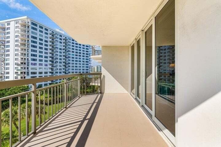 901 E Camino Real 5d, Boca Raton, FL 33432 — photo 30 of 42