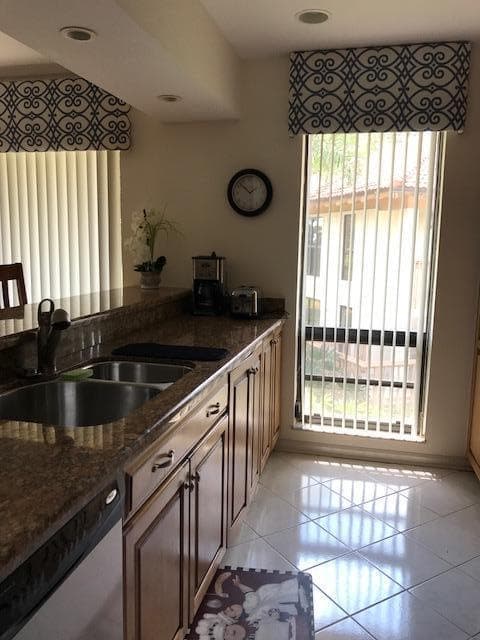 428 Brackenwood Lane S, Palm Beach Gardens, FL 33418 — photo 8 of 26