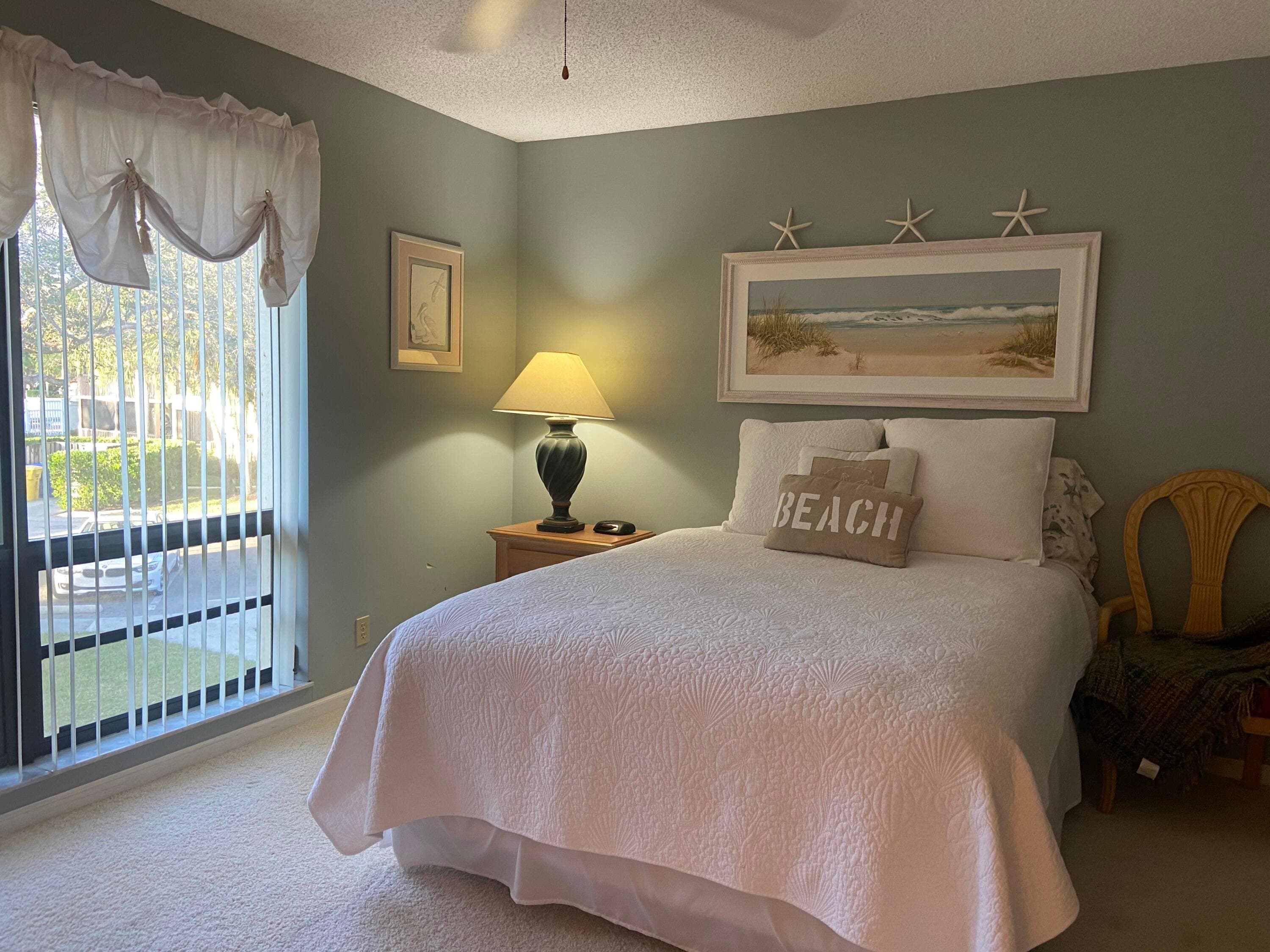 428 Brackenwood Lane S, Palm Beach Gardens, FL 33418 — photo 10 of 26