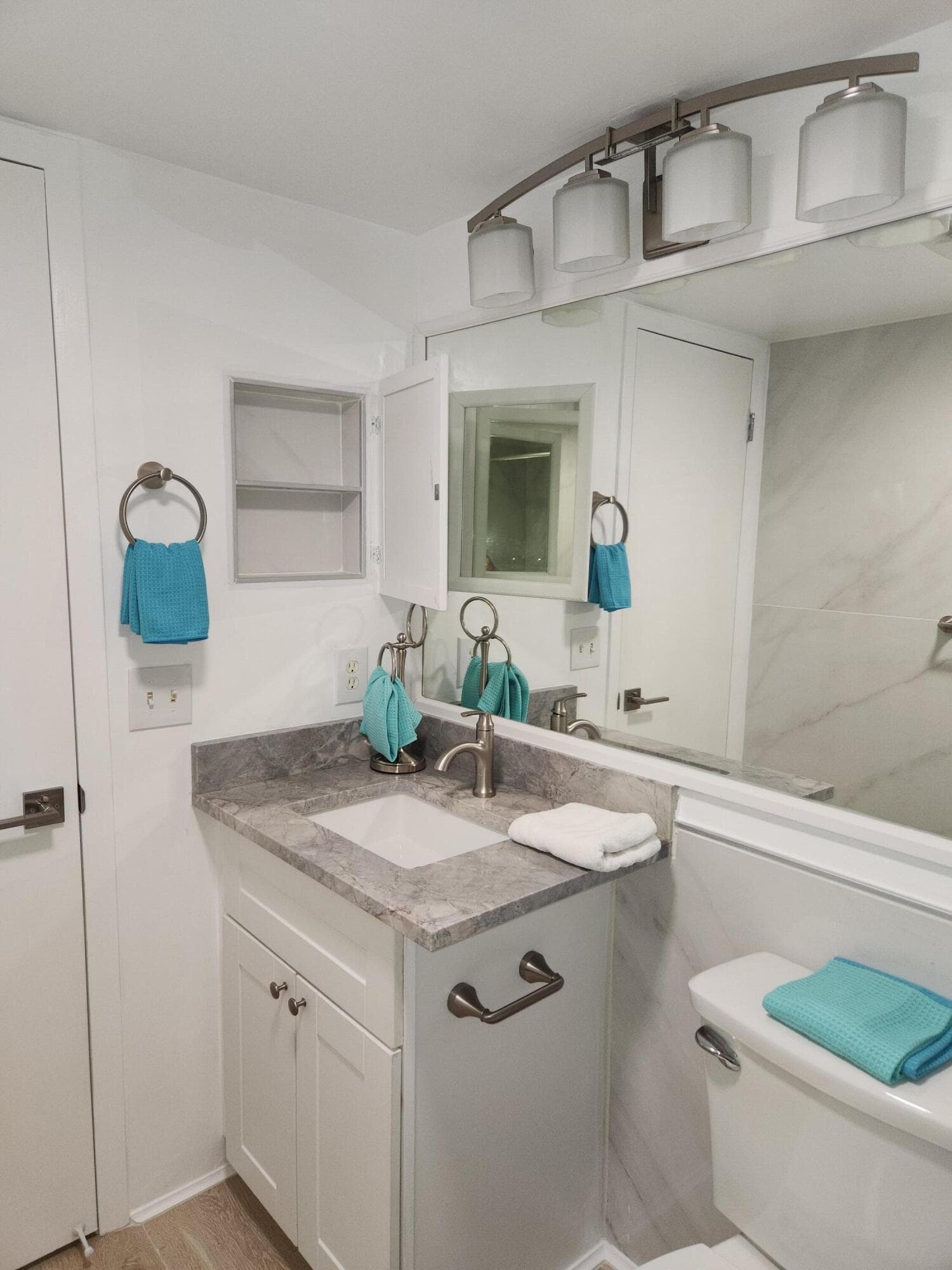 106 Suffolk C, Boca Raton, FL 33434 — photo 5 of 27