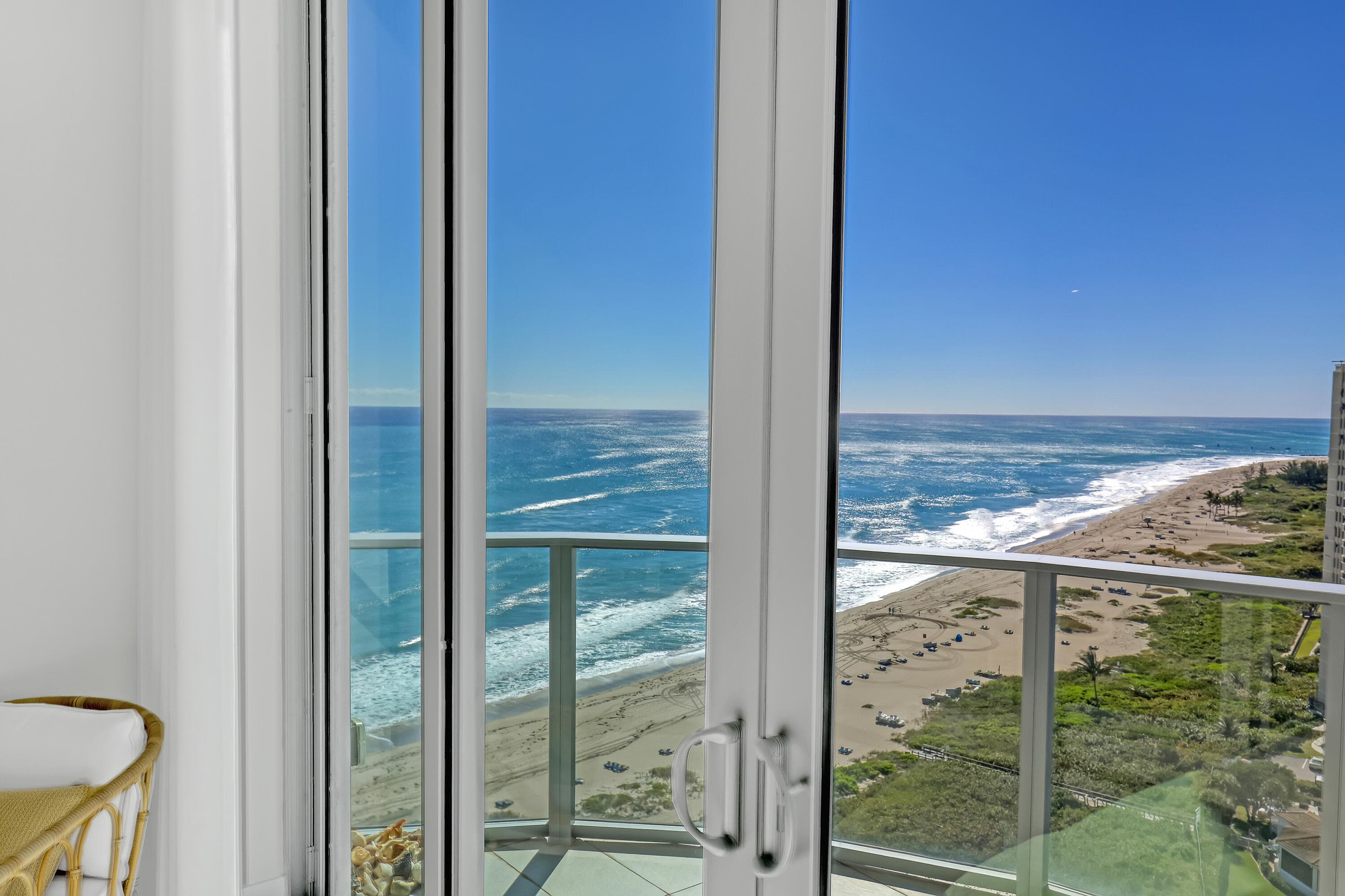 3100 N Ocean Dr 1805, Singer Island, FL 33404 — photo 11 of 30