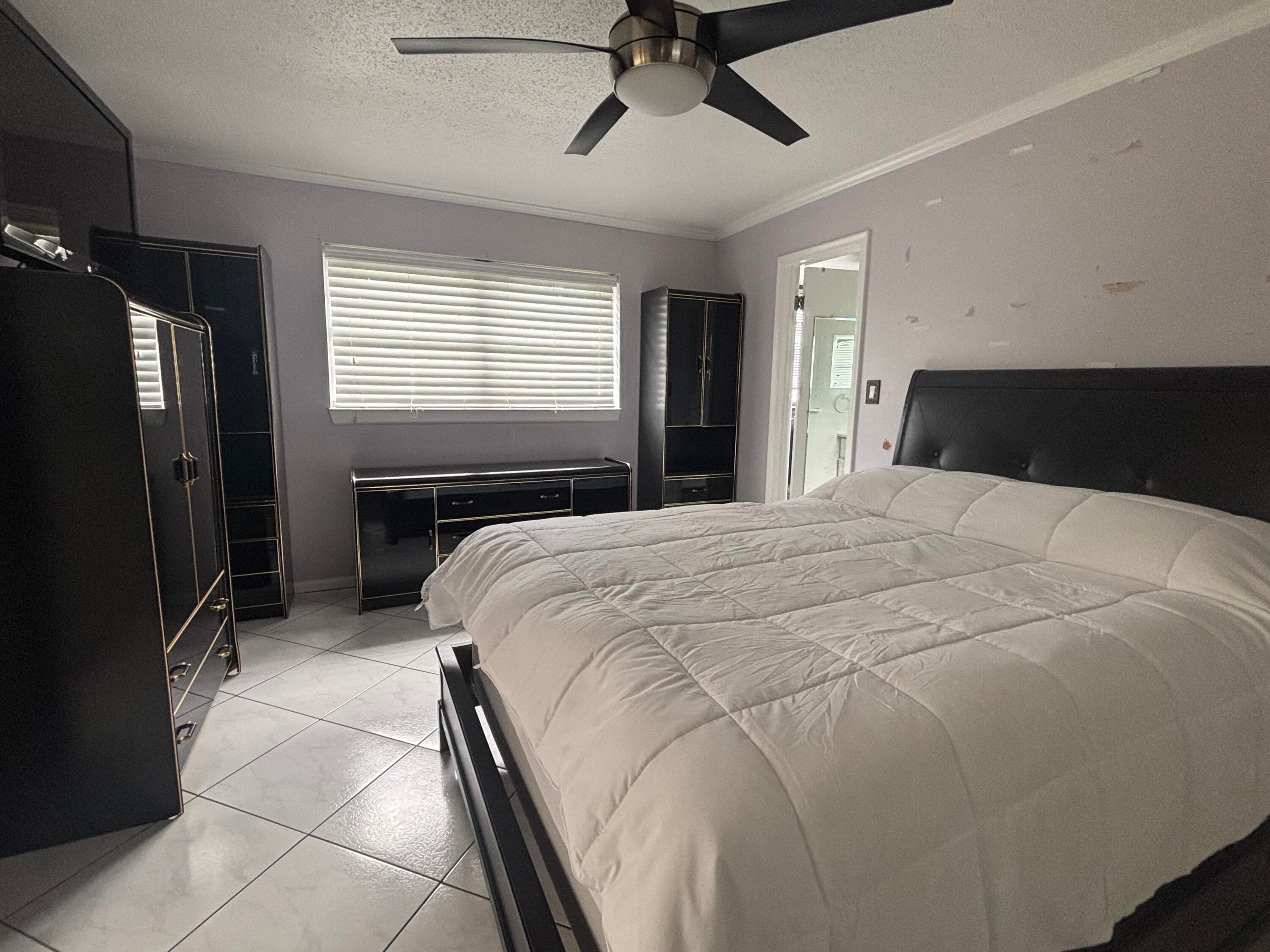 81 Windsor D, West Palm Beach, FL 33417 — photo 4 of 18