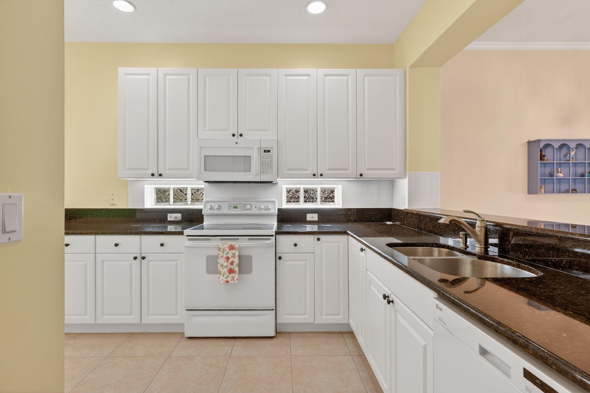 3634 NW Deer Oak Drive, Jensen Beach, FL 34957 — photo 11 of 52