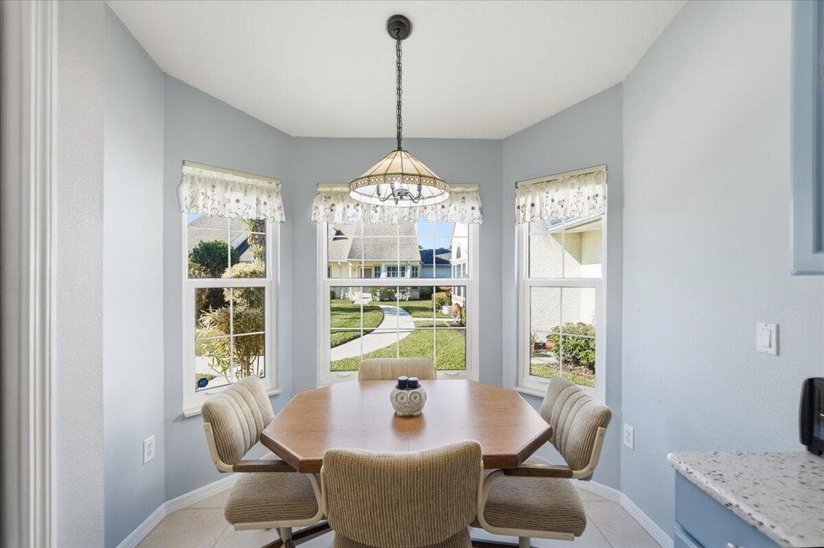 1827 Aynsley Way 5, Vero Beach, FL 32966 — photo 13 of 43