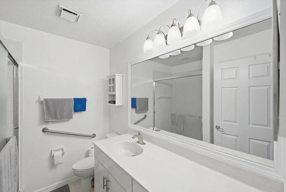 1827 Aynsley Way 5, Vero Beach, FL 32966 — photo 21 of 43