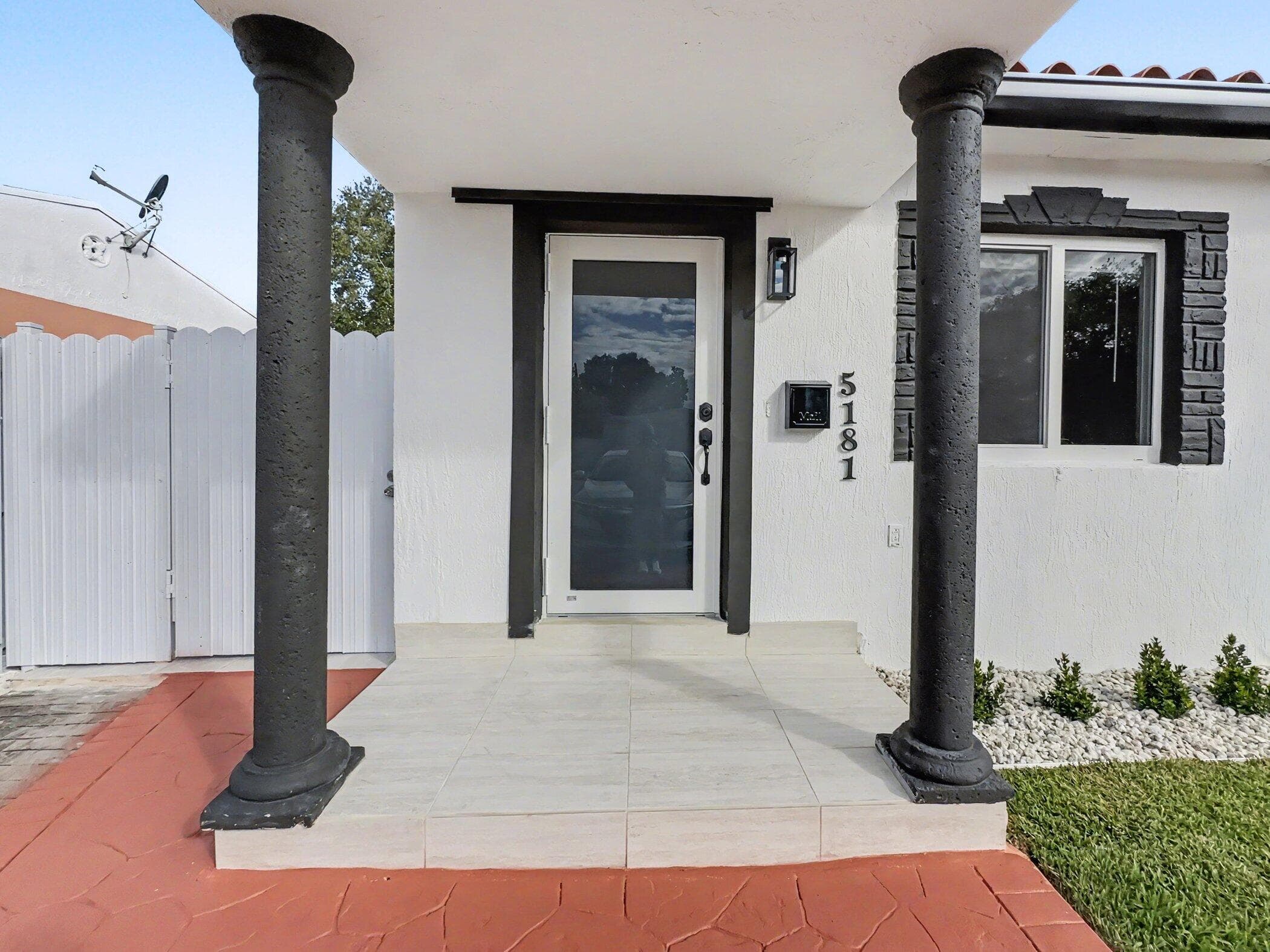 5181 NW 4th Terrace, Miami, FL 33126 — photo 3 of 20