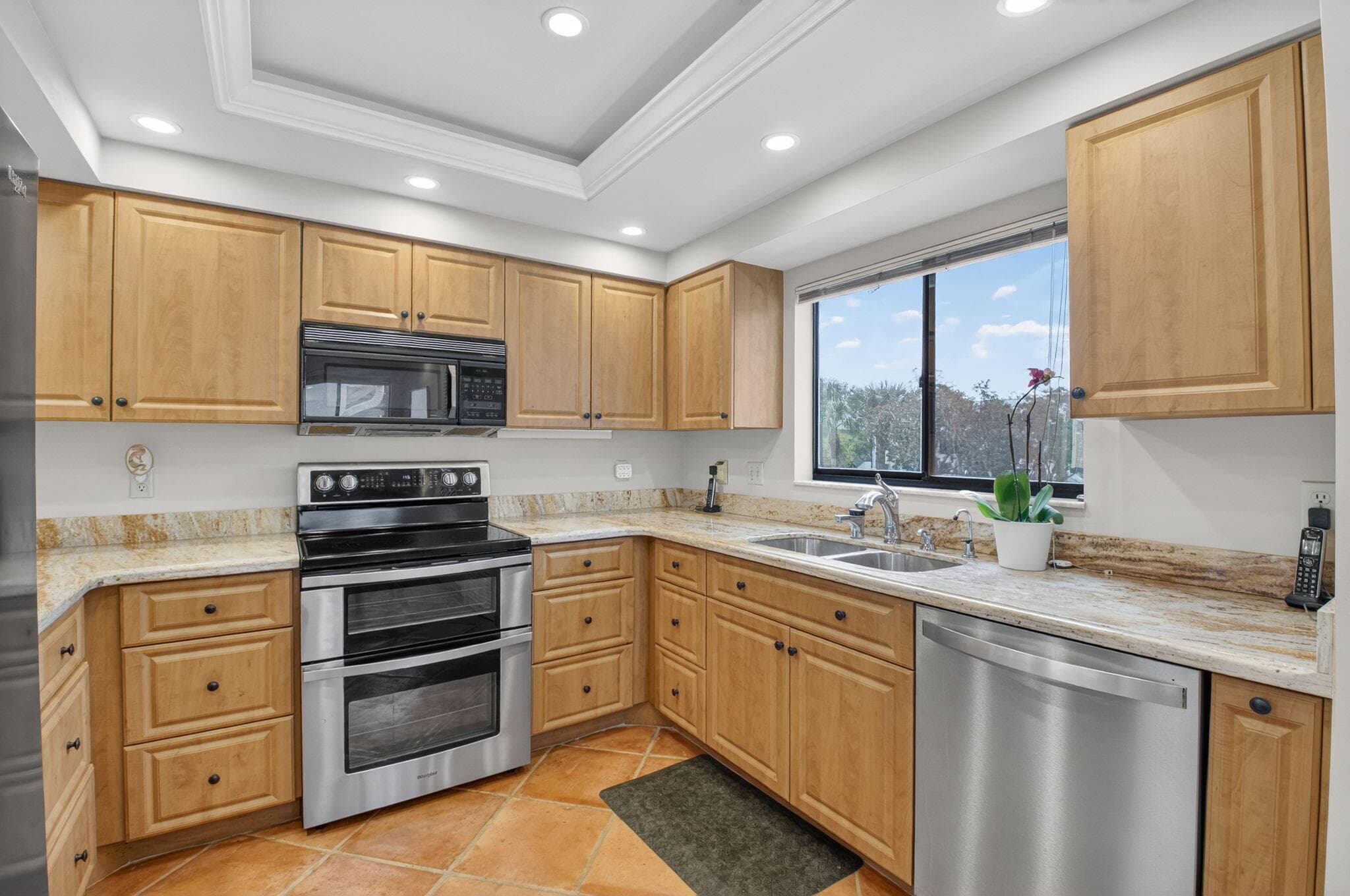 7320 Clunie Place 13906, Delray Beach, FL 33446 — photo 13 of 91