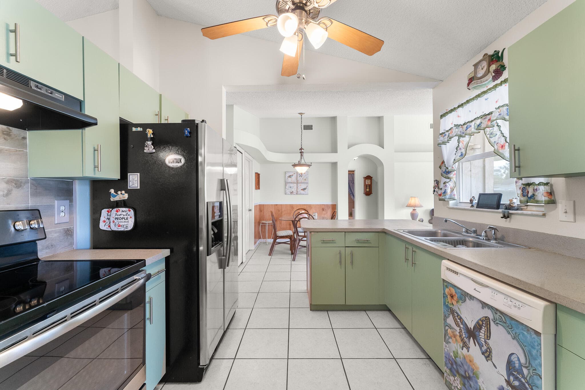 2850 SE Buccaneer Circle, Port St. Lucie, FL 34952 — photo 17 of 49