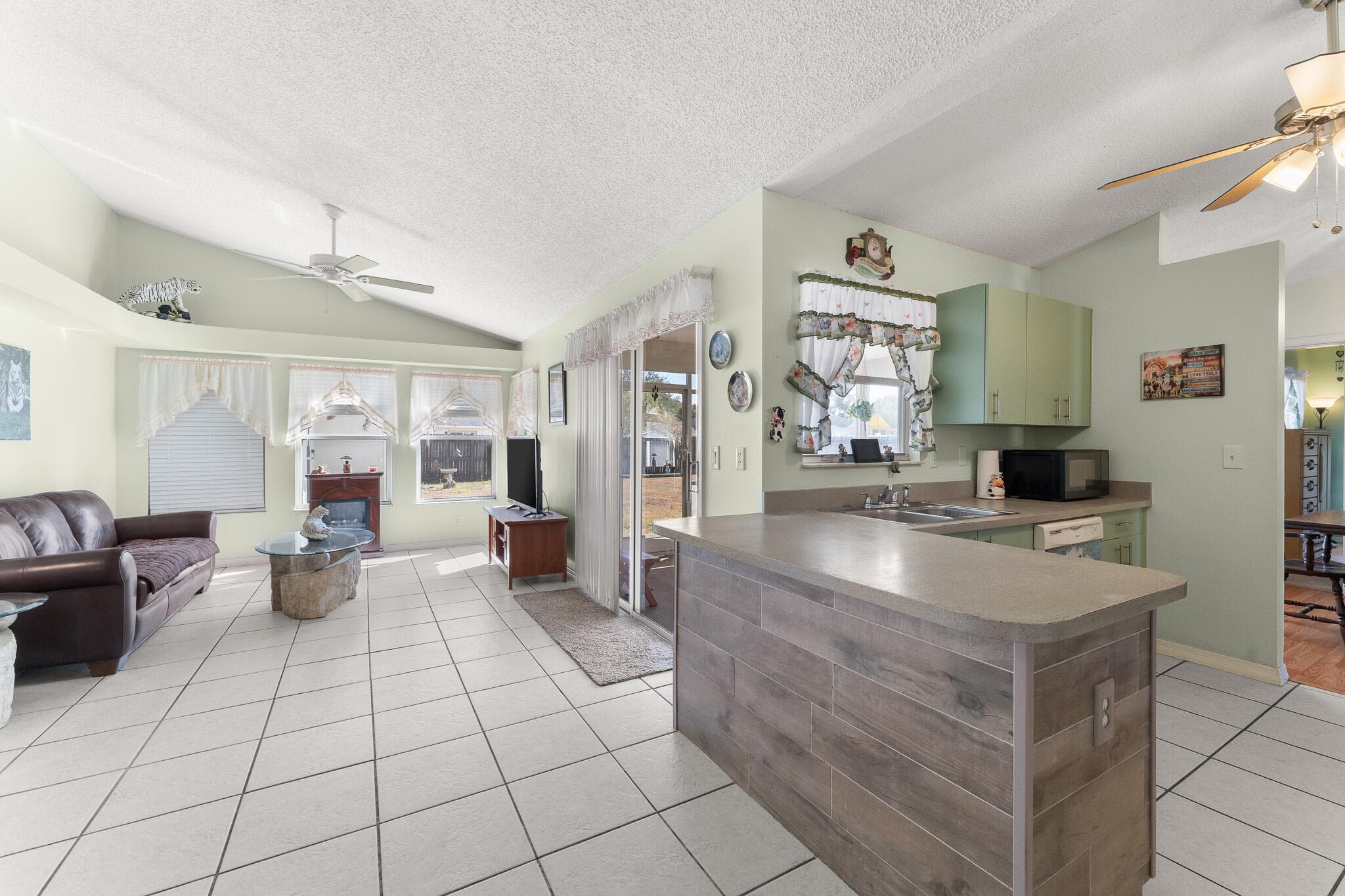 2850 SE Buccaneer Circle, Port St. Lucie, FL 34952 — photo 21 of 49