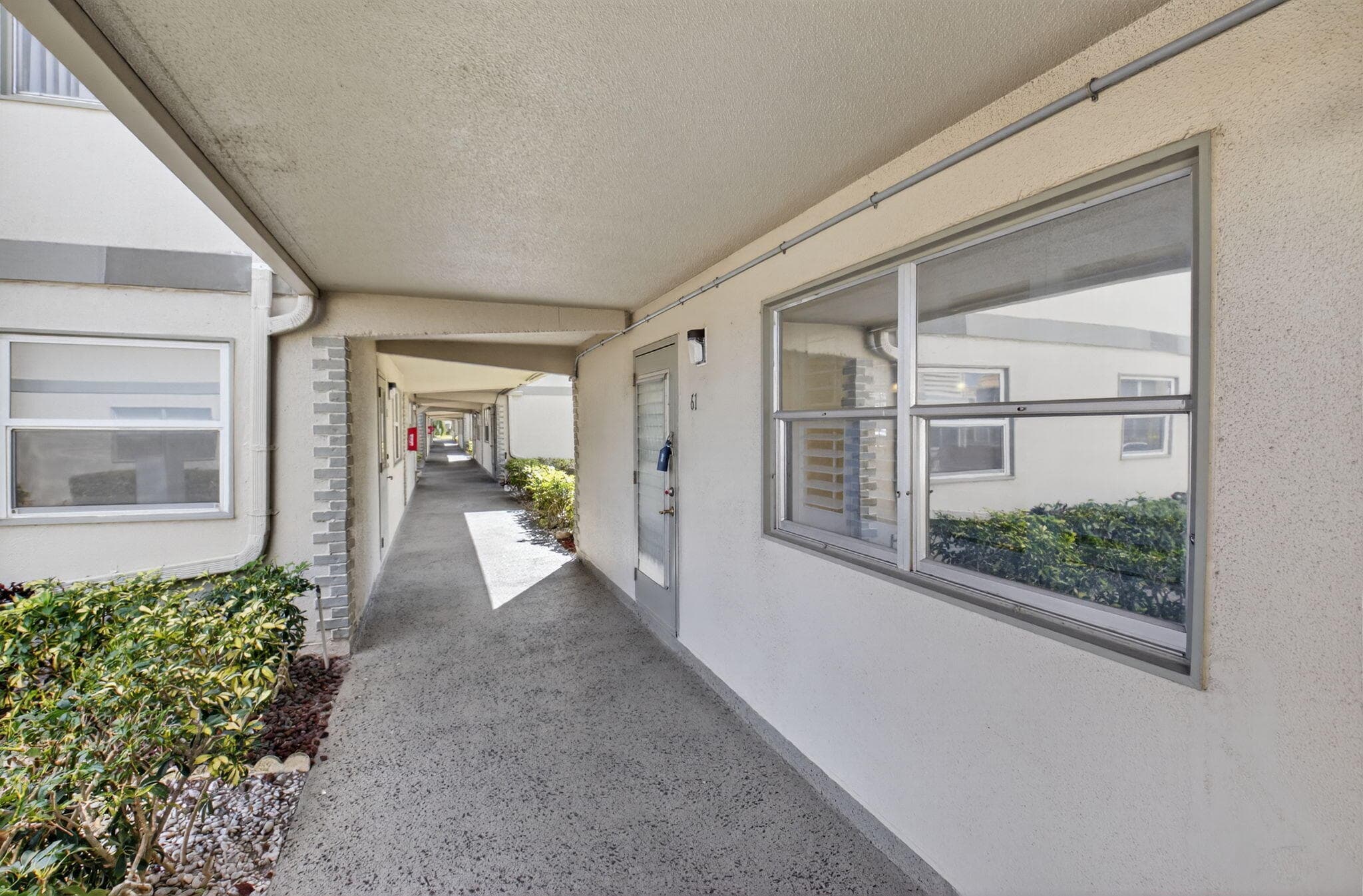 61 Brittany B 61, Delray Beach, FL 33446 — photo 2 of 79