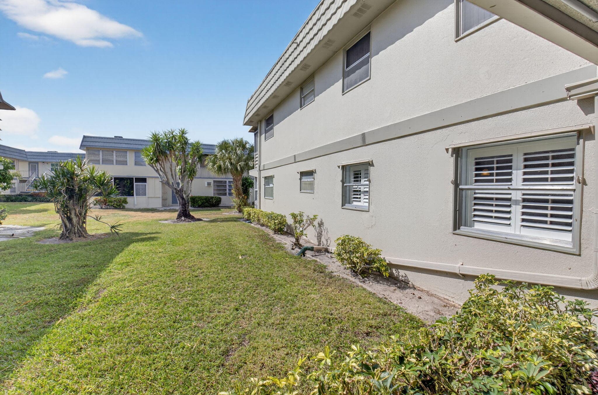 61 Brittany B 61, Delray Beach, FL 33446 — photo 3 of 79