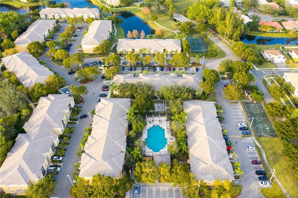 1400 Crestwood Court S 1402, Royal Palm Beach, FL 33411 — photo 37 of 44