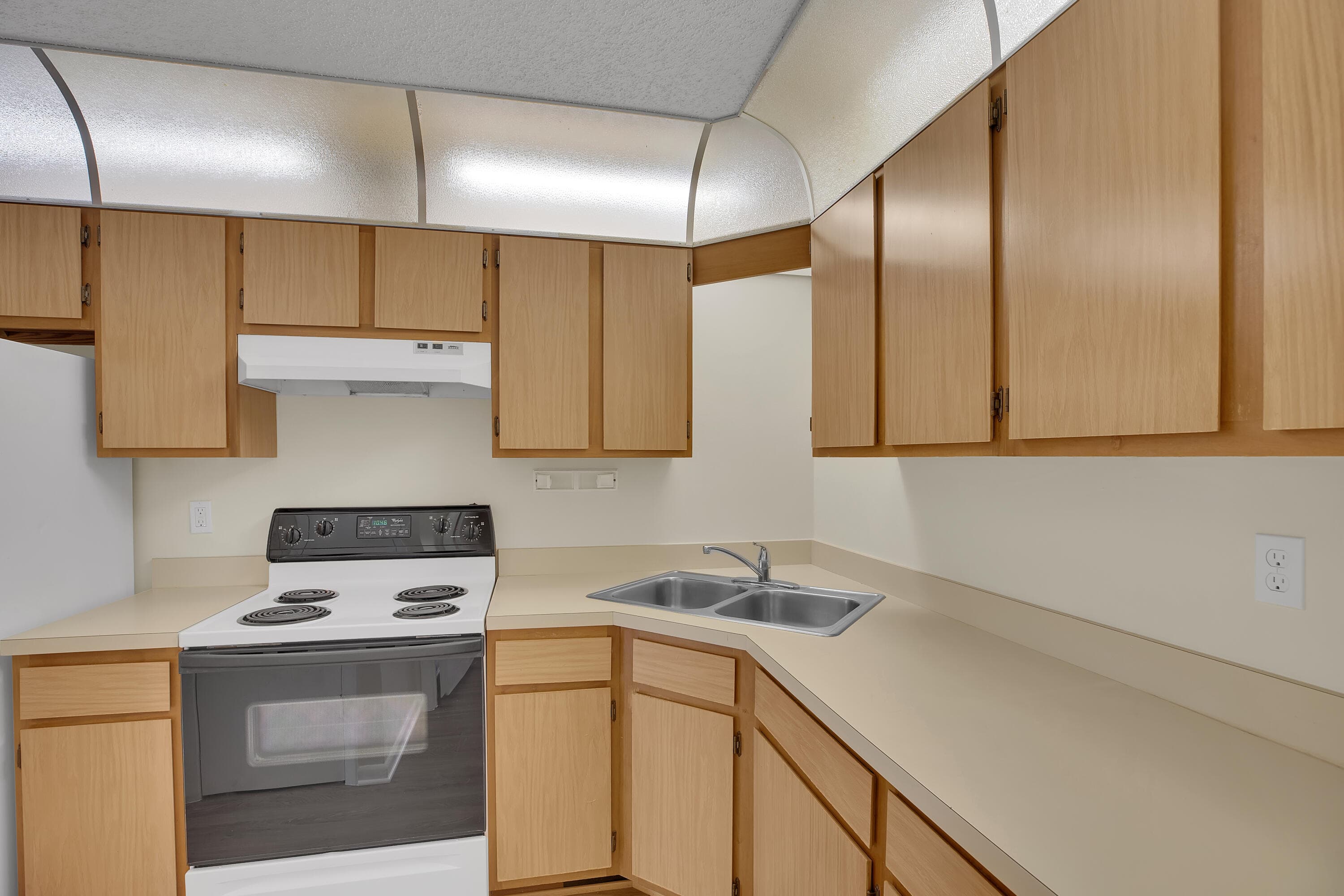 2007 Oleander Boulevard Apt D, Fort Pierce, FL 34950 — photo 19 of 41
