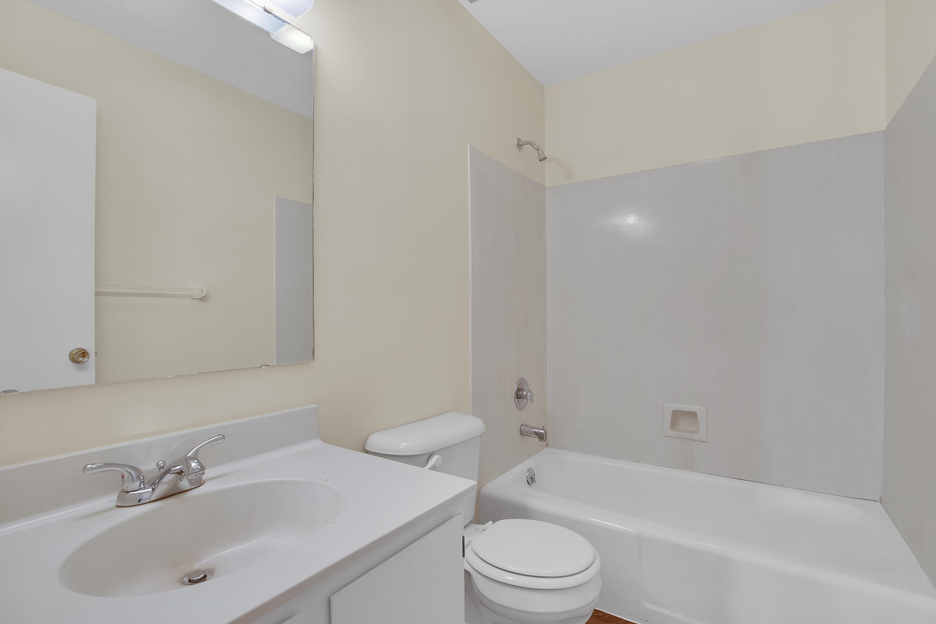 2007 Oleander Boulevard Apt D, Fort Pierce, FL 34950 — photo 25 of 41