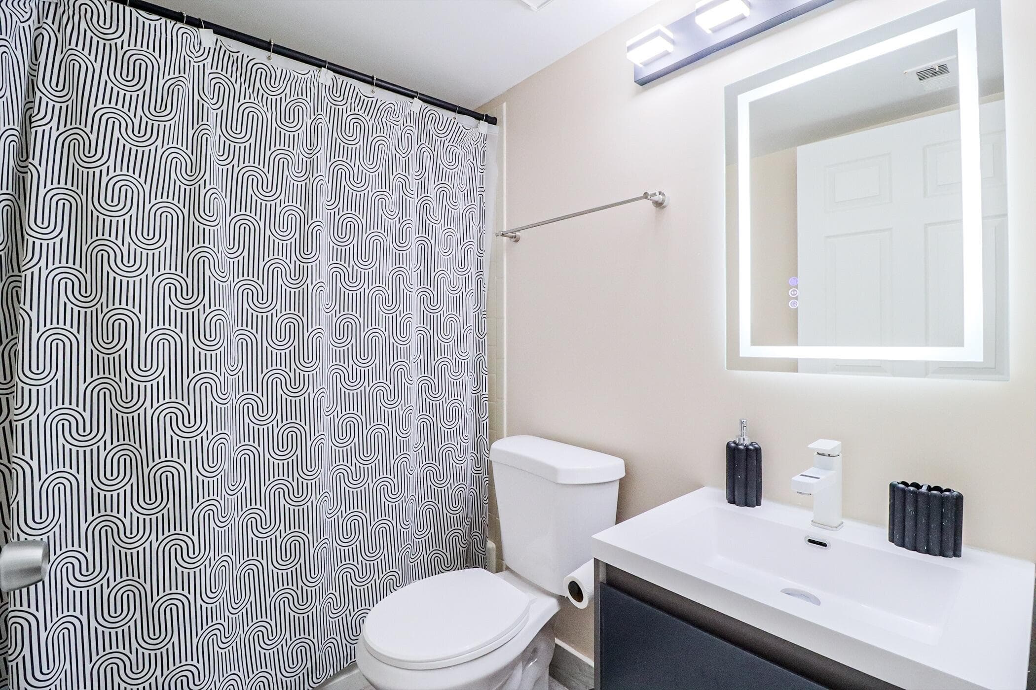 450 Palm Circle 106, Pembroke Pines, FL 33025 — photo 29 of 87