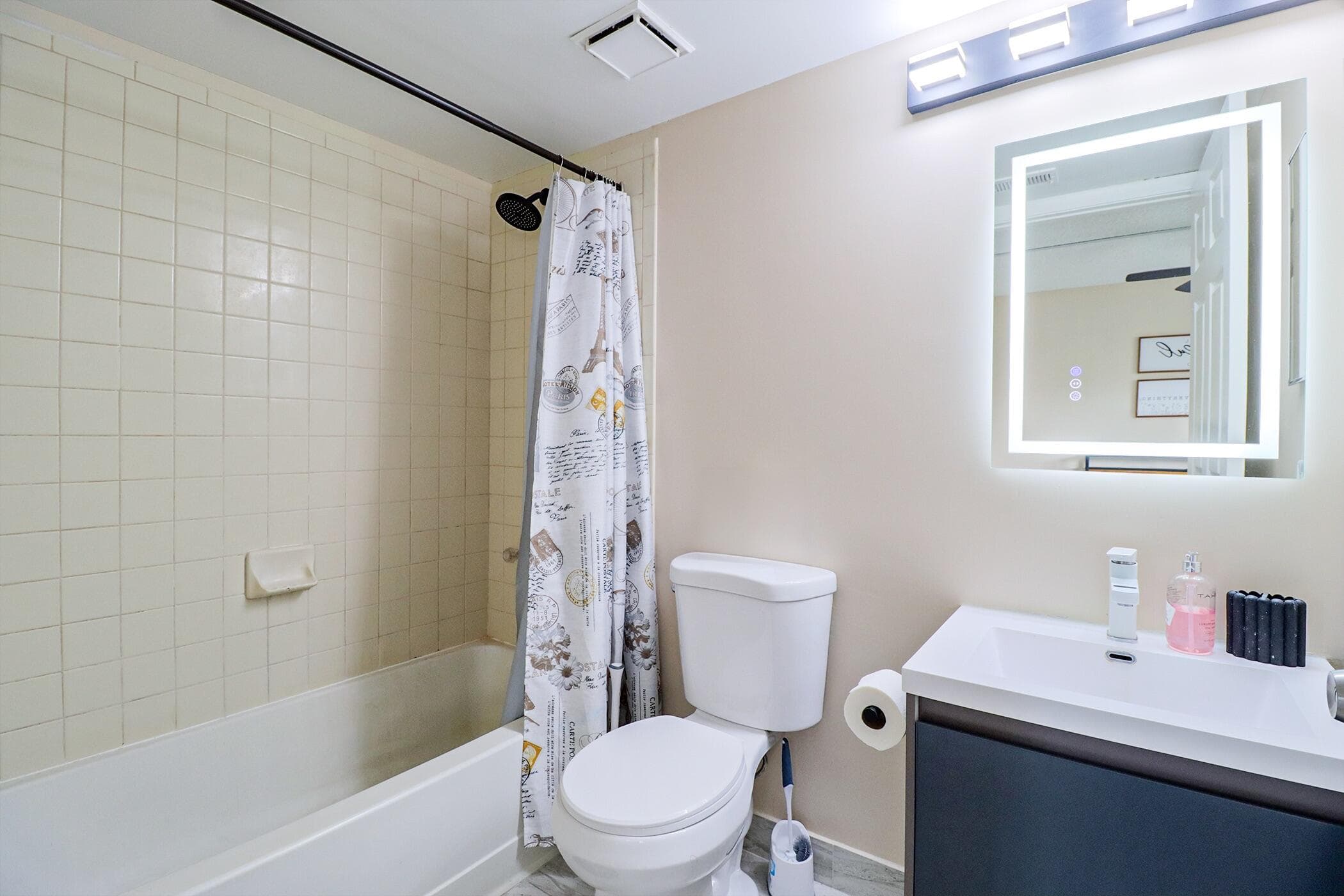 450 Palm Circle 106, Pembroke Pines, FL 33025 — photo 47 of 87