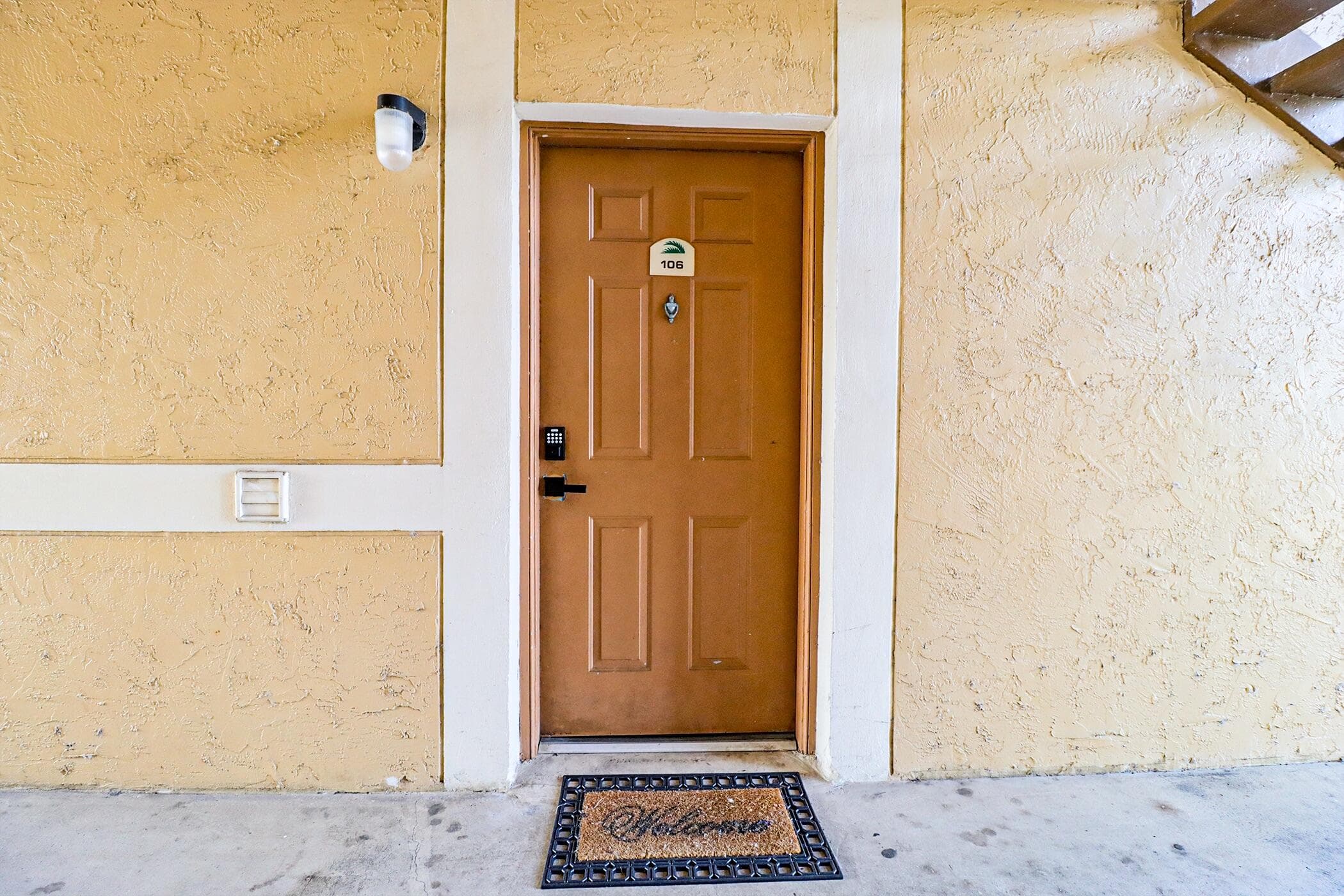 450 Palm Circle 106, Pembroke Pines, FL 33025 — photo 4 of 87