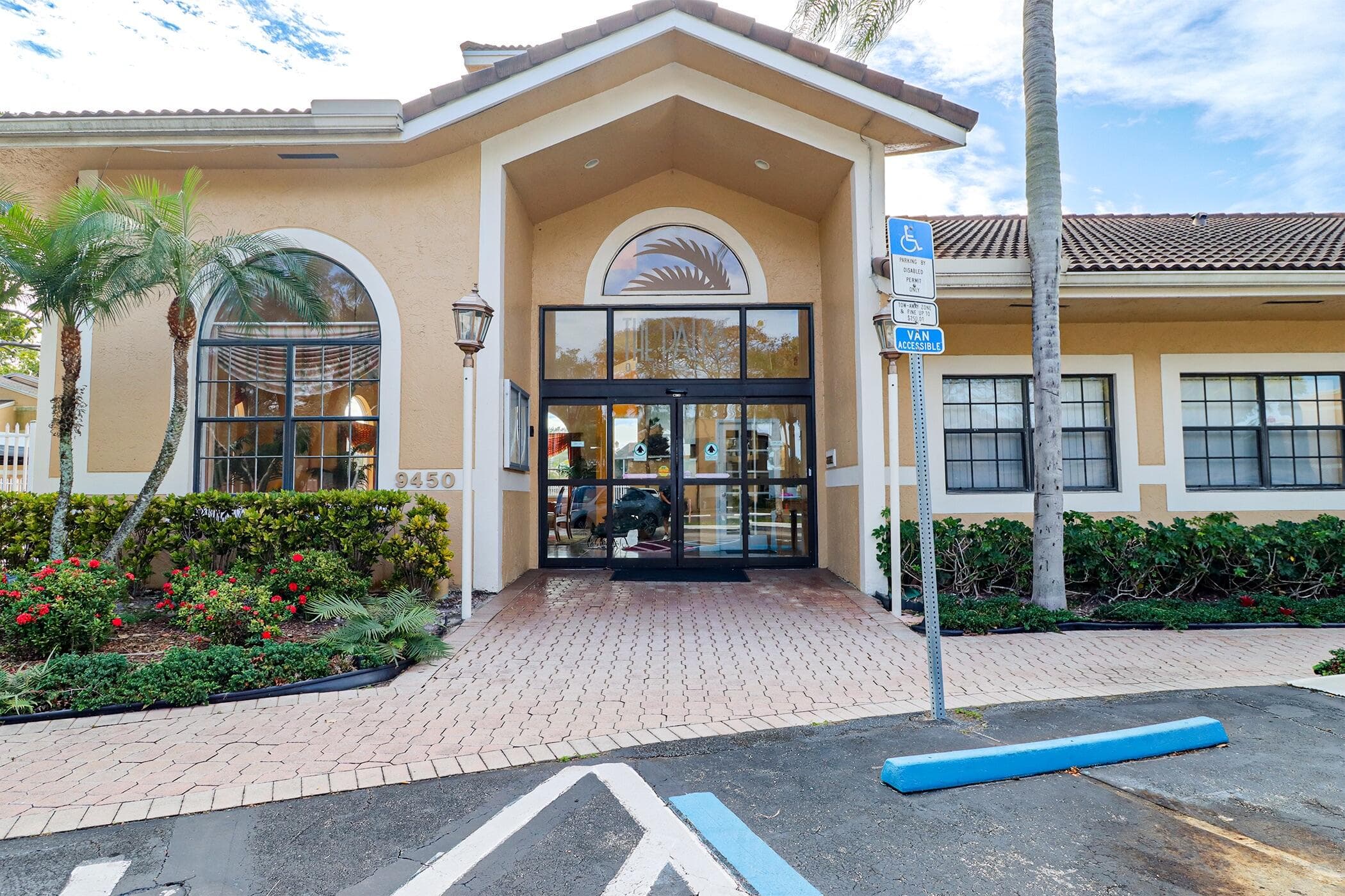 450 Palm Circle 106, Pembroke Pines, FL 33025 — photo 55 of 87