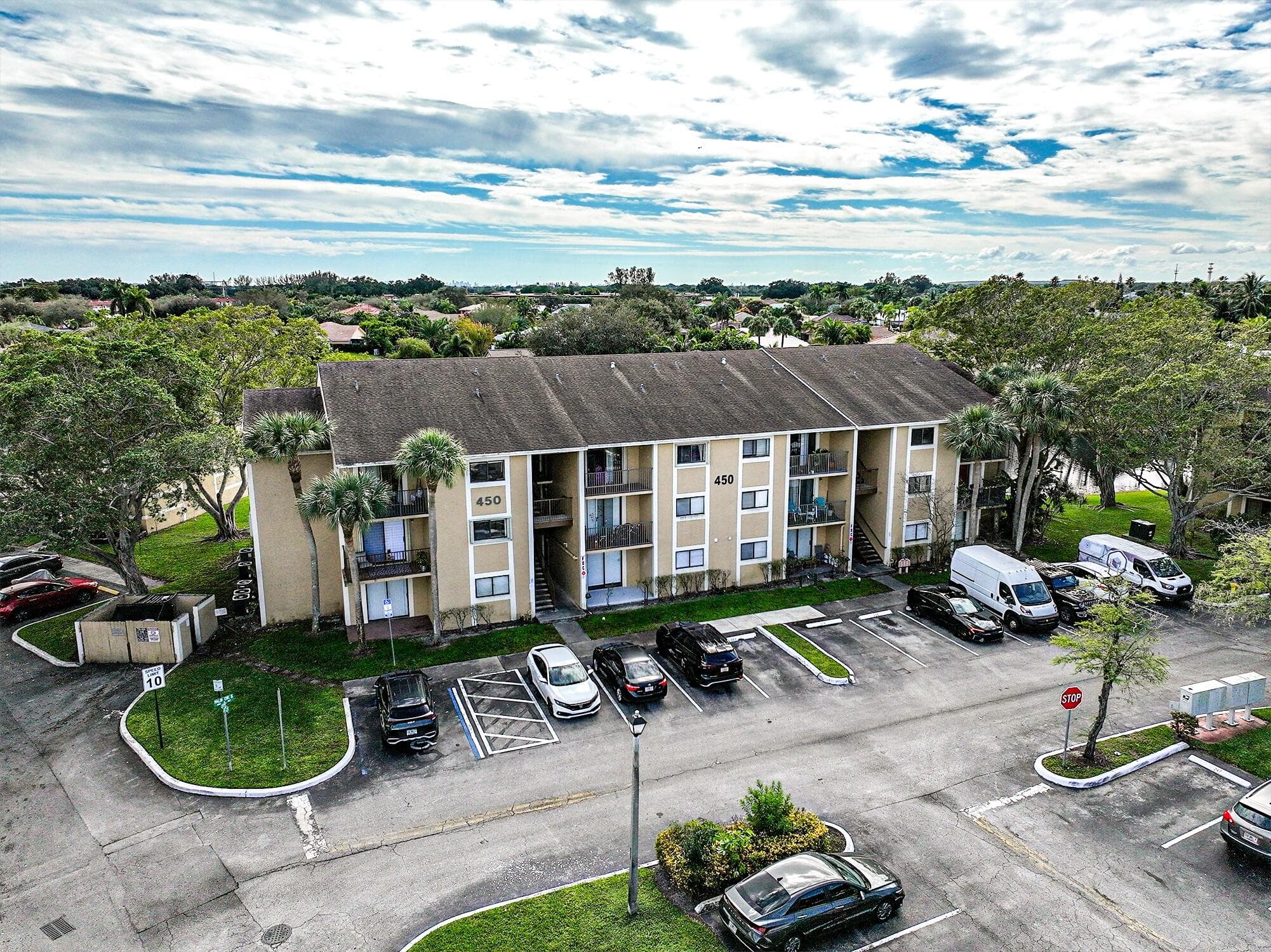450 Palm Circle 106, Pembroke Pines, FL 33025 — photo 65 of 87