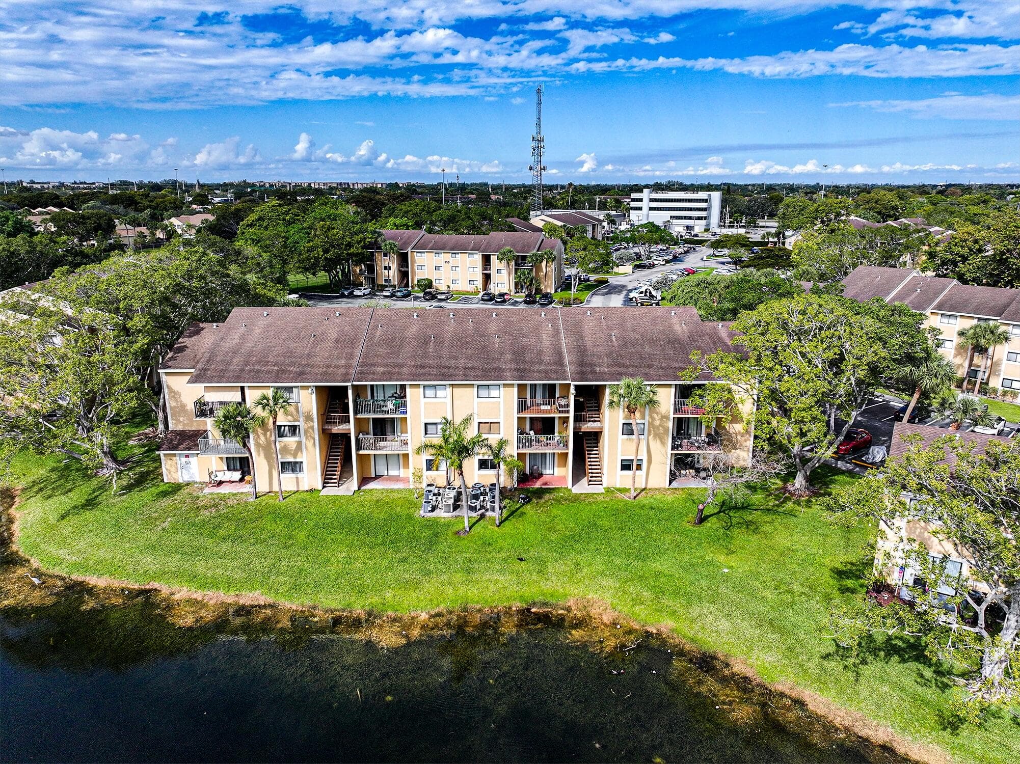 450 Palm Circle 106, Pembroke Pines, FL 33025 — photo 74 of 87