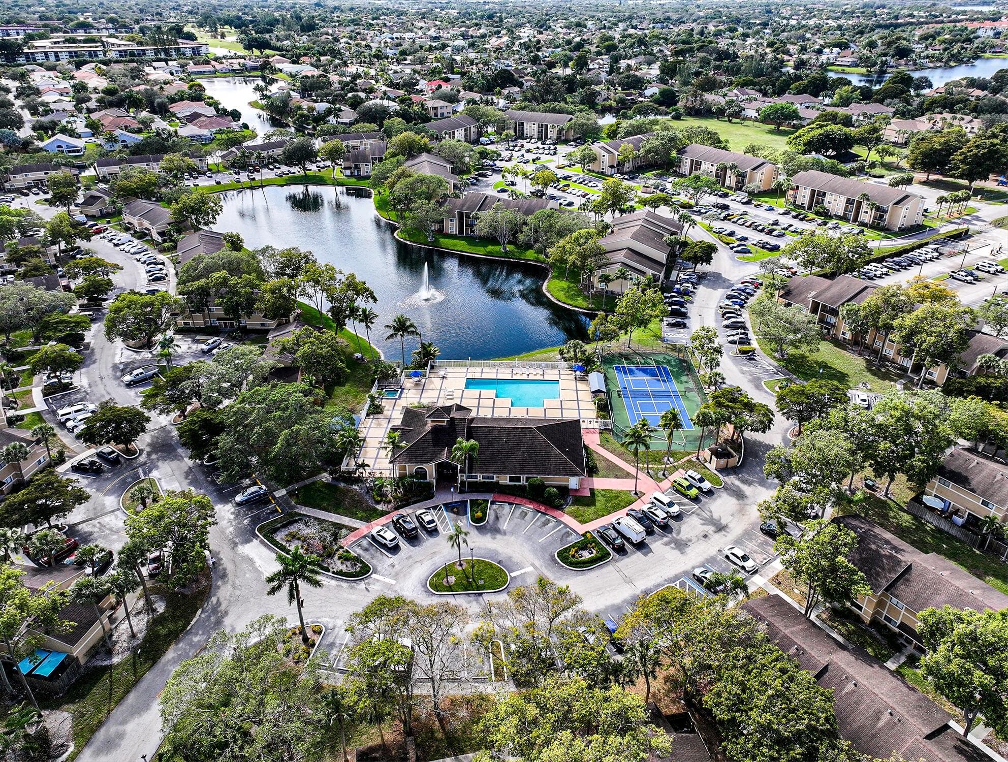 450 Palm Circle 106, Pembroke Pines, FL 33025 — photo 85 of 87