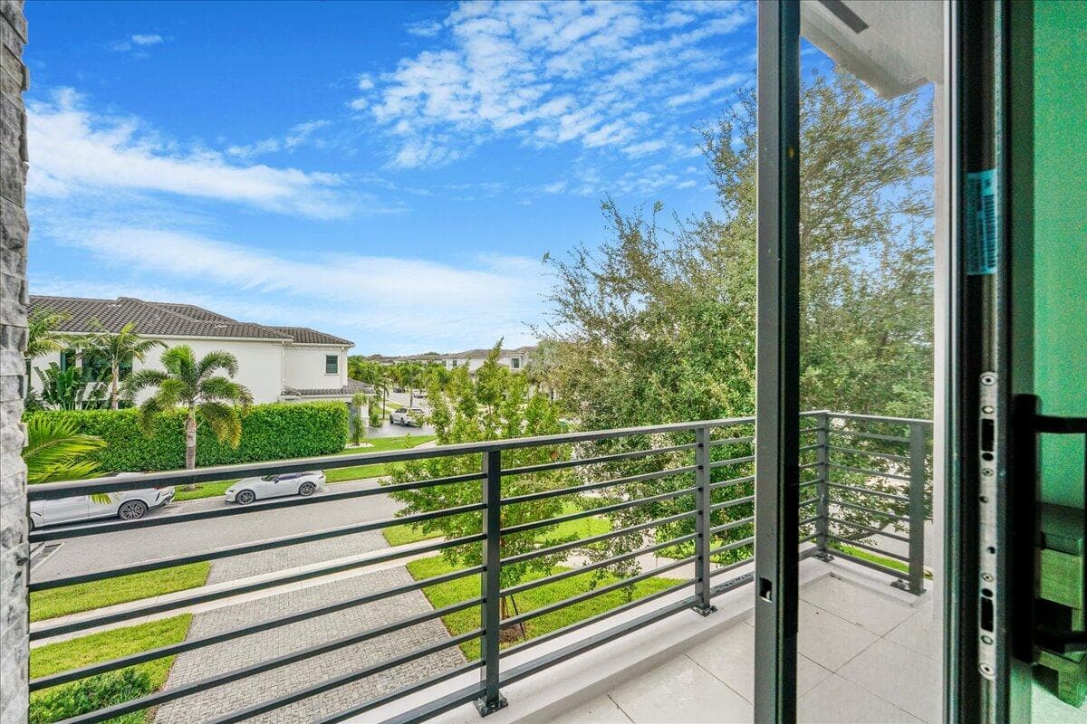 9093 Chauvet Way, Boca Raton, FL 33496 — photo 15 of 31