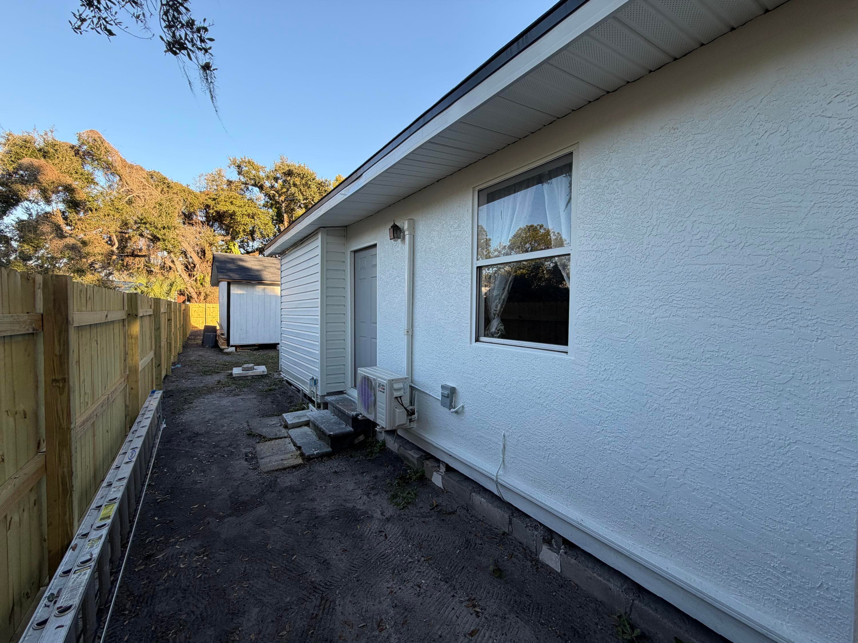 1606 S 45 Street, Tampa, FL 33619 — photo 10 of 48