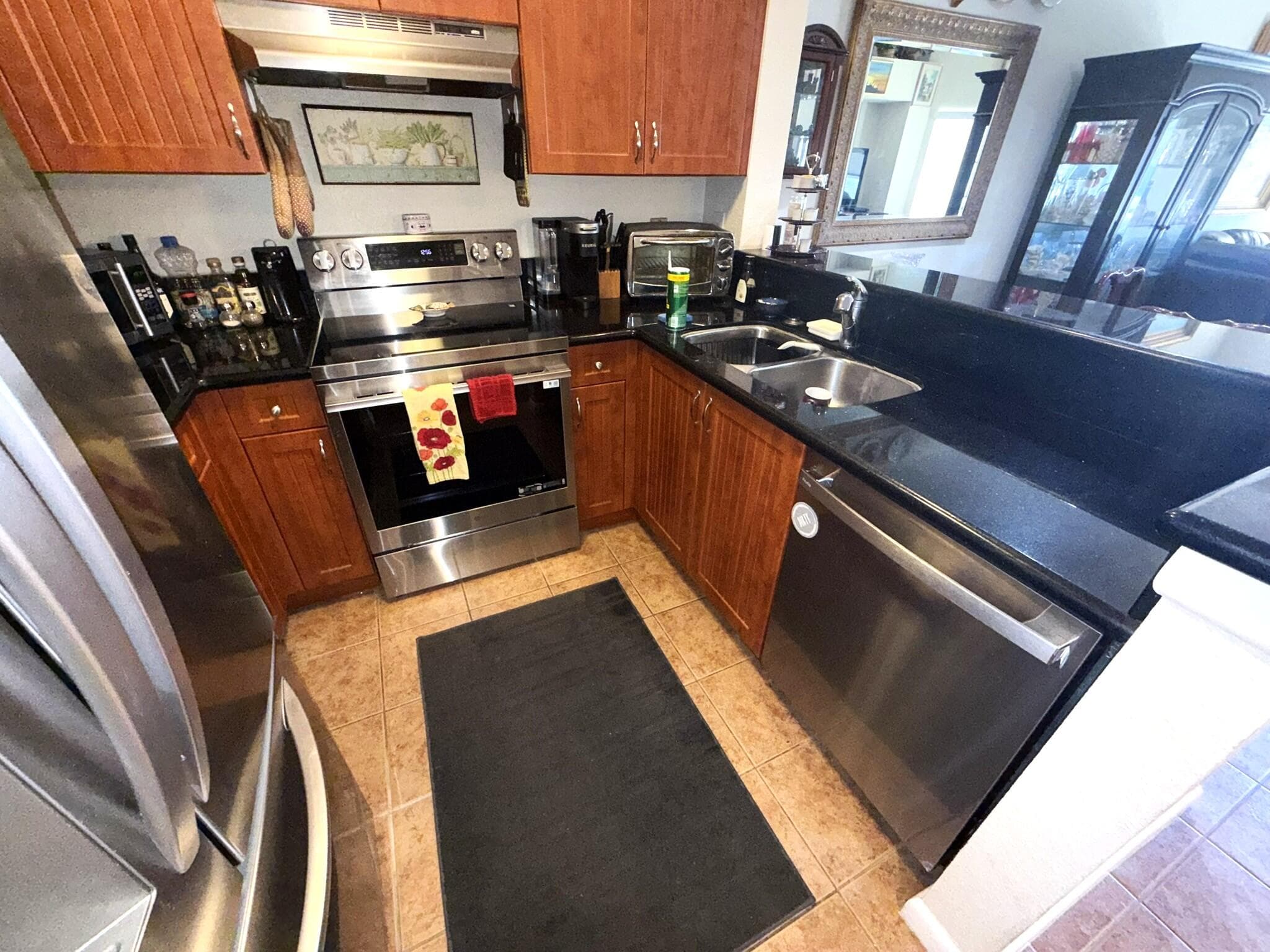 4839 Via Palm Lakes 1106, West Palm Beach, FL 33417 — photo 2 of 49