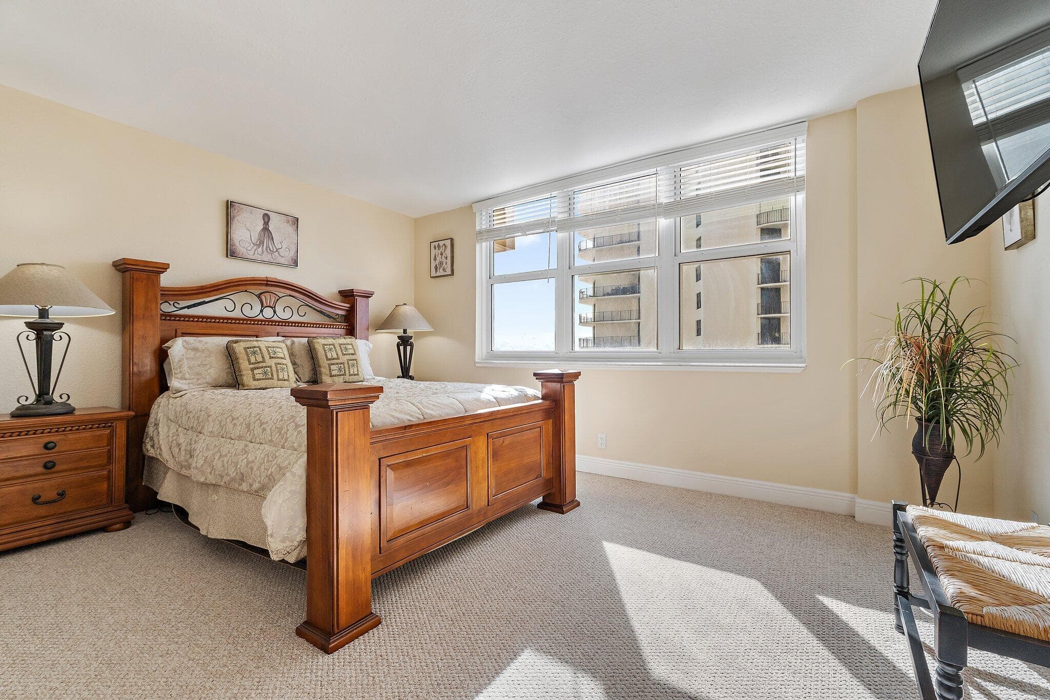 5440 N Ocean Drive 907, Singer Island, FL 33404 — photo 28 of 77