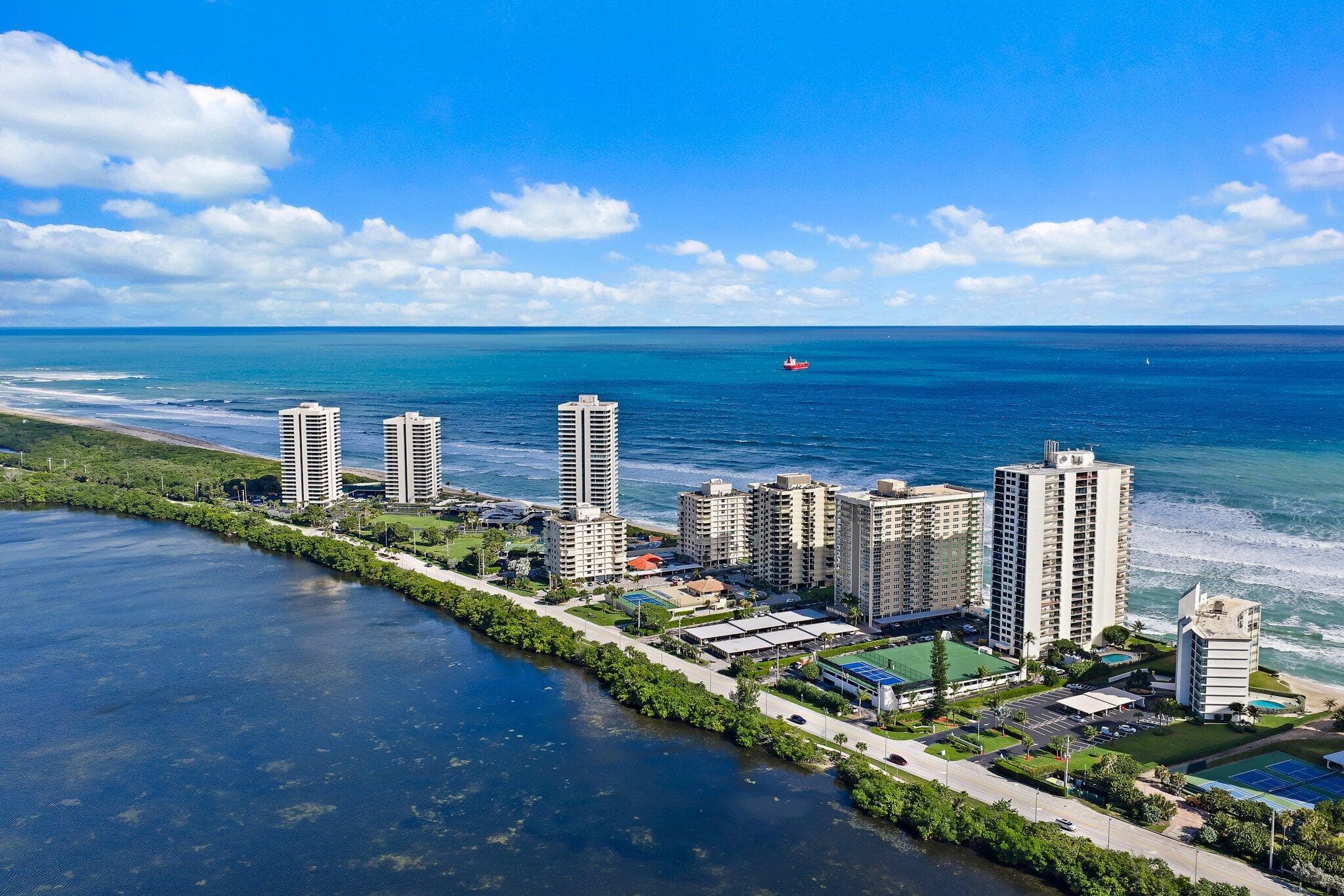 5440 N Ocean Drive 907, Singer Island, FL 33404 — photo 65 of 77