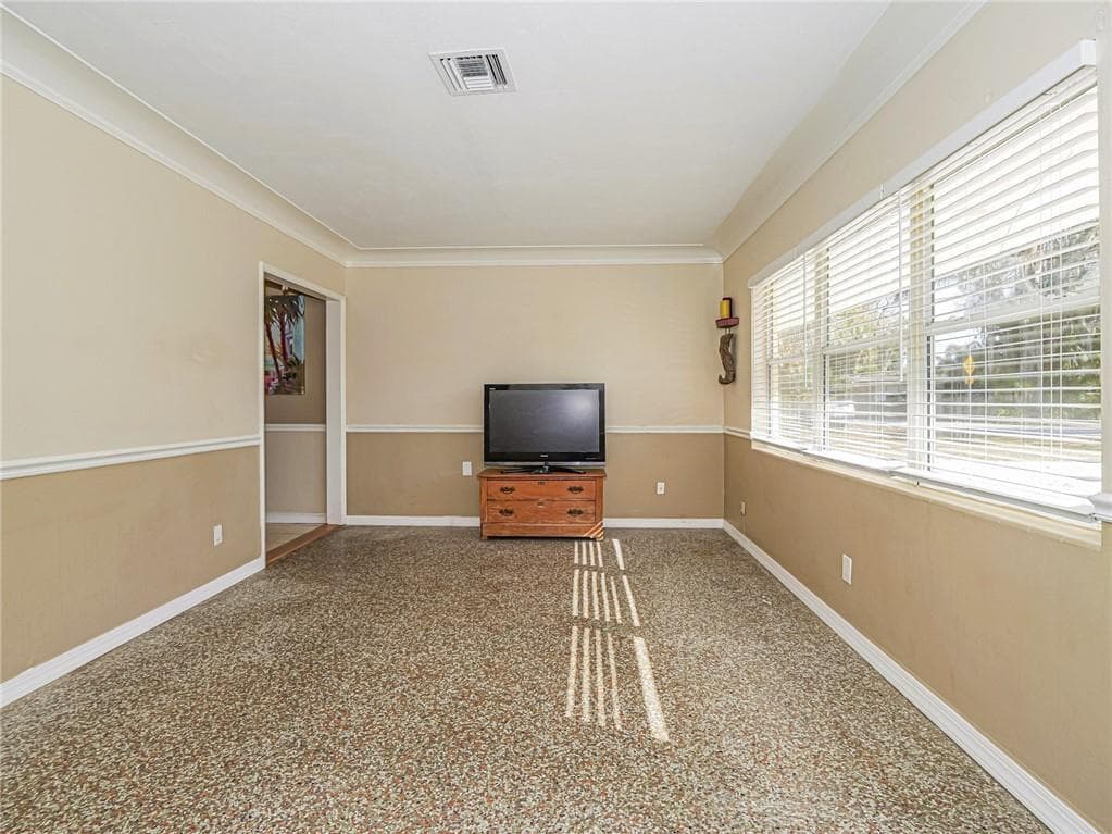 2049 50th Avenue, Vero Beach, FL 32966 — photo 7 of 31