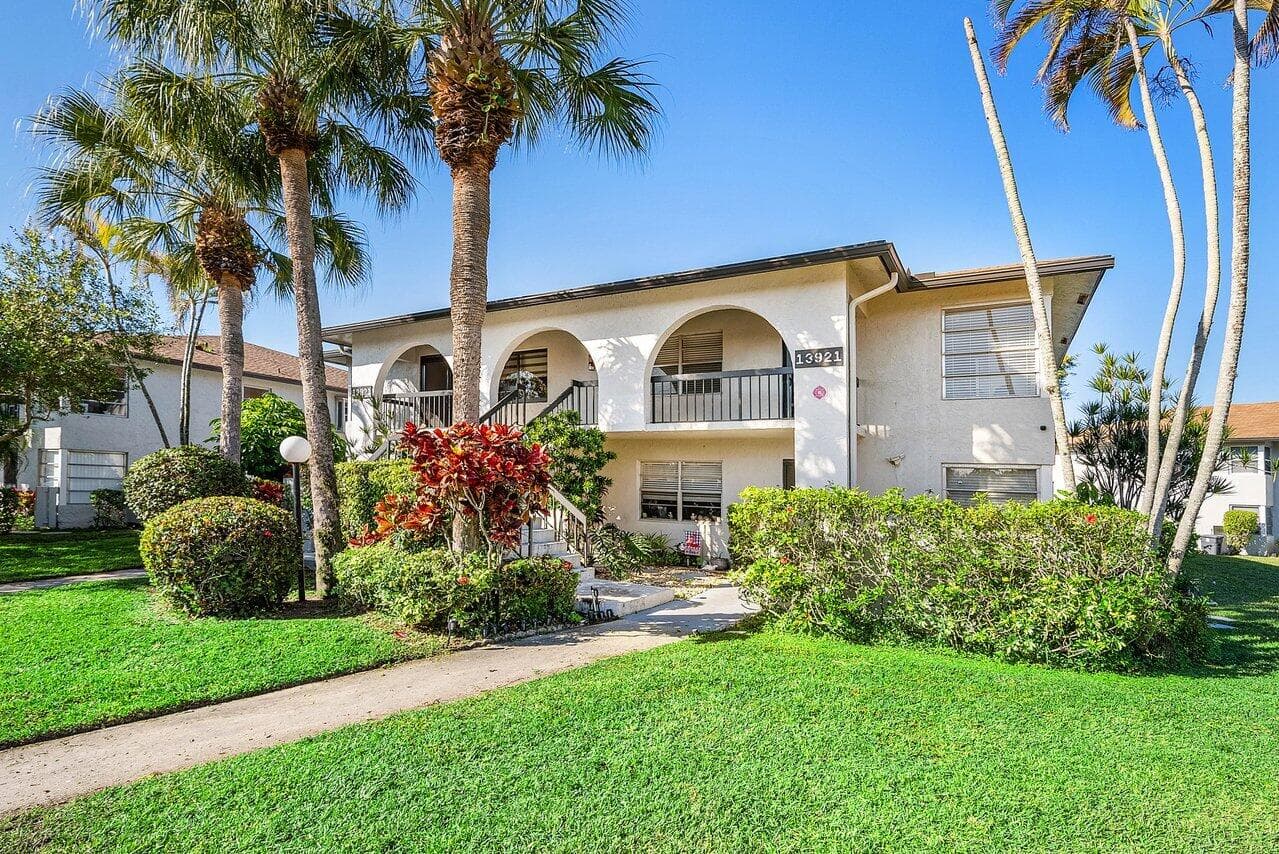13921 Royal Palm Court B, Delray Beach, FL 33484 — photo 1 of 44
